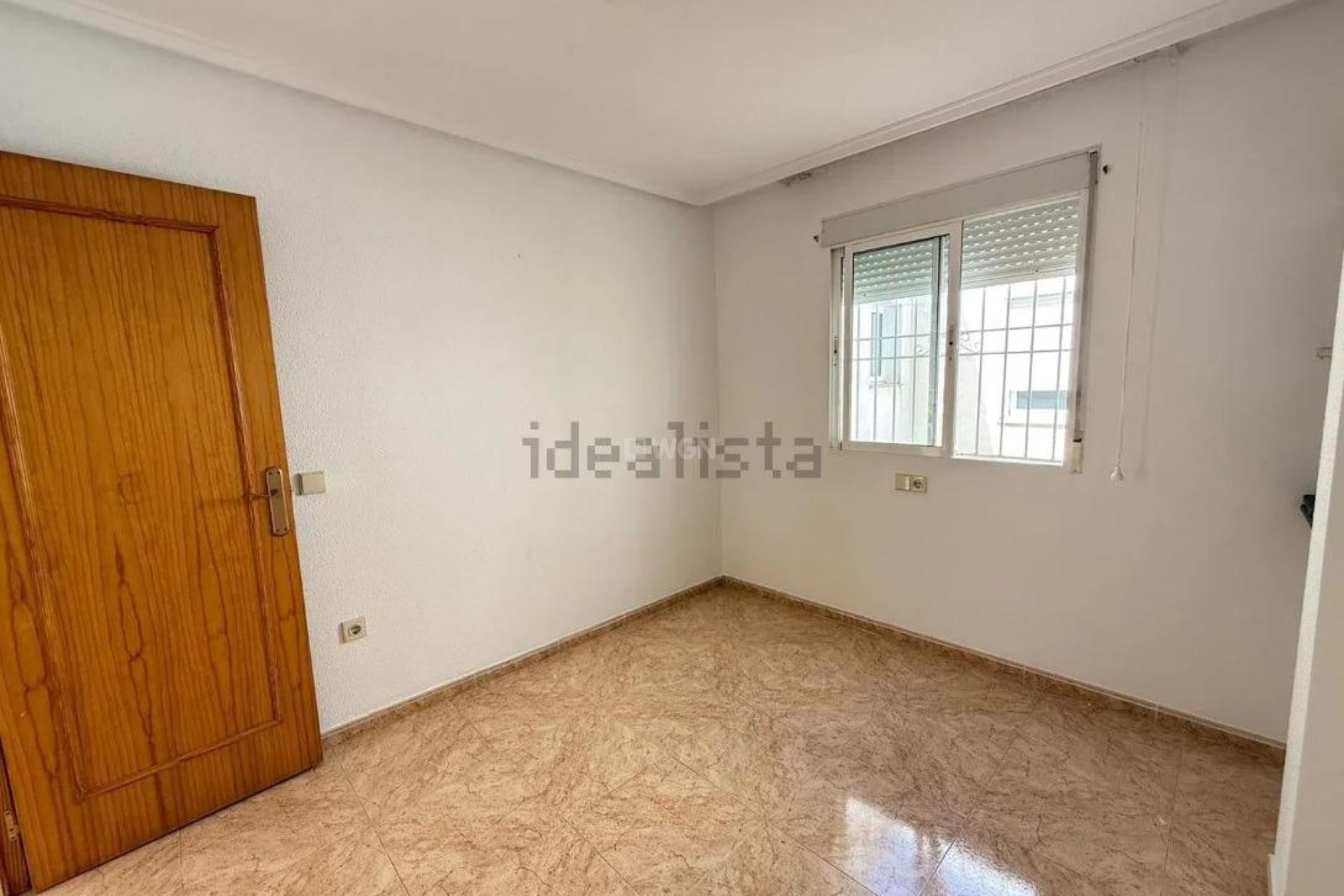 Odsprzedaż - Daszek - Torrevieja - El Molino
