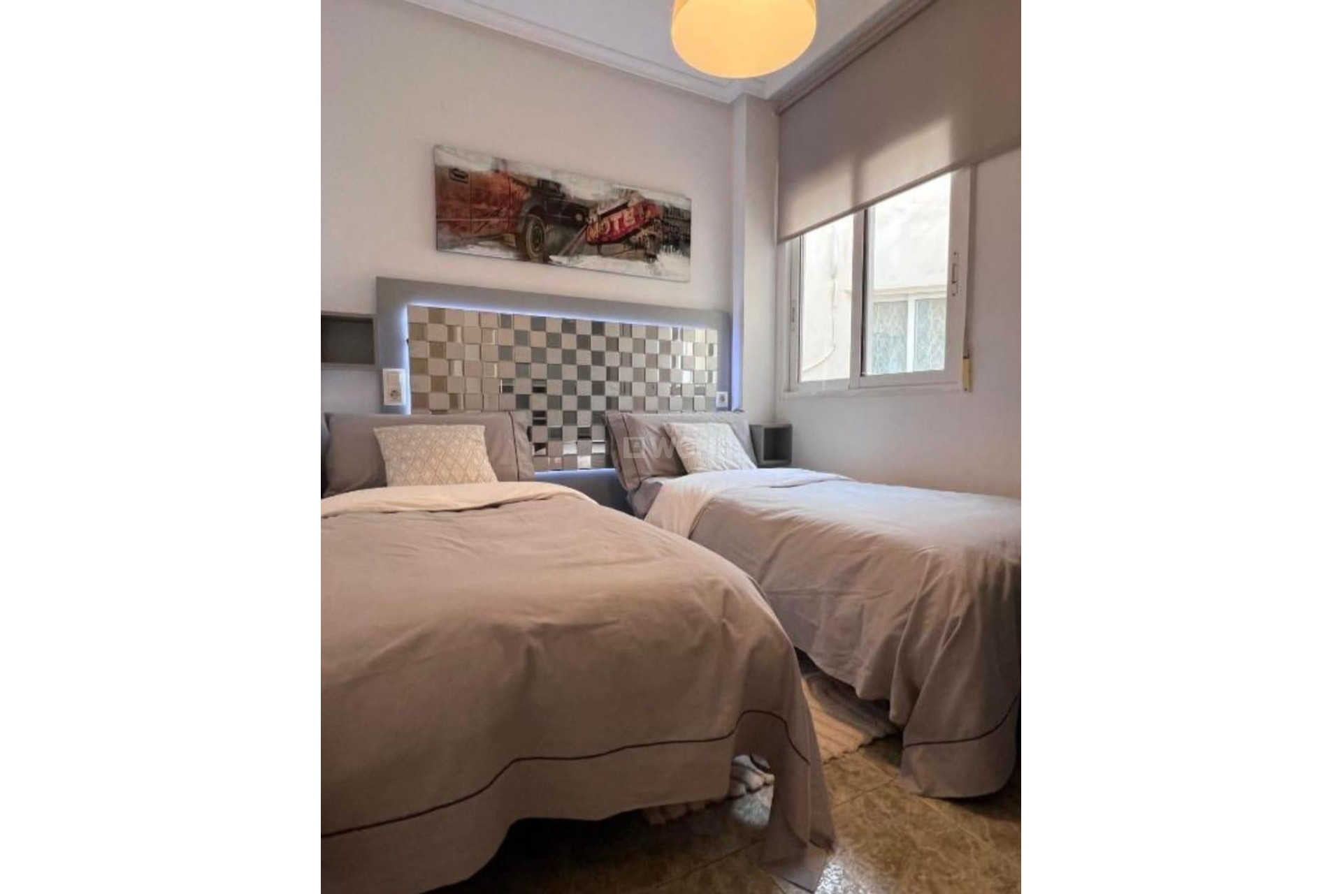 Odsprzedaż - Daszek - Torrevieja - Estacion De Autobuses