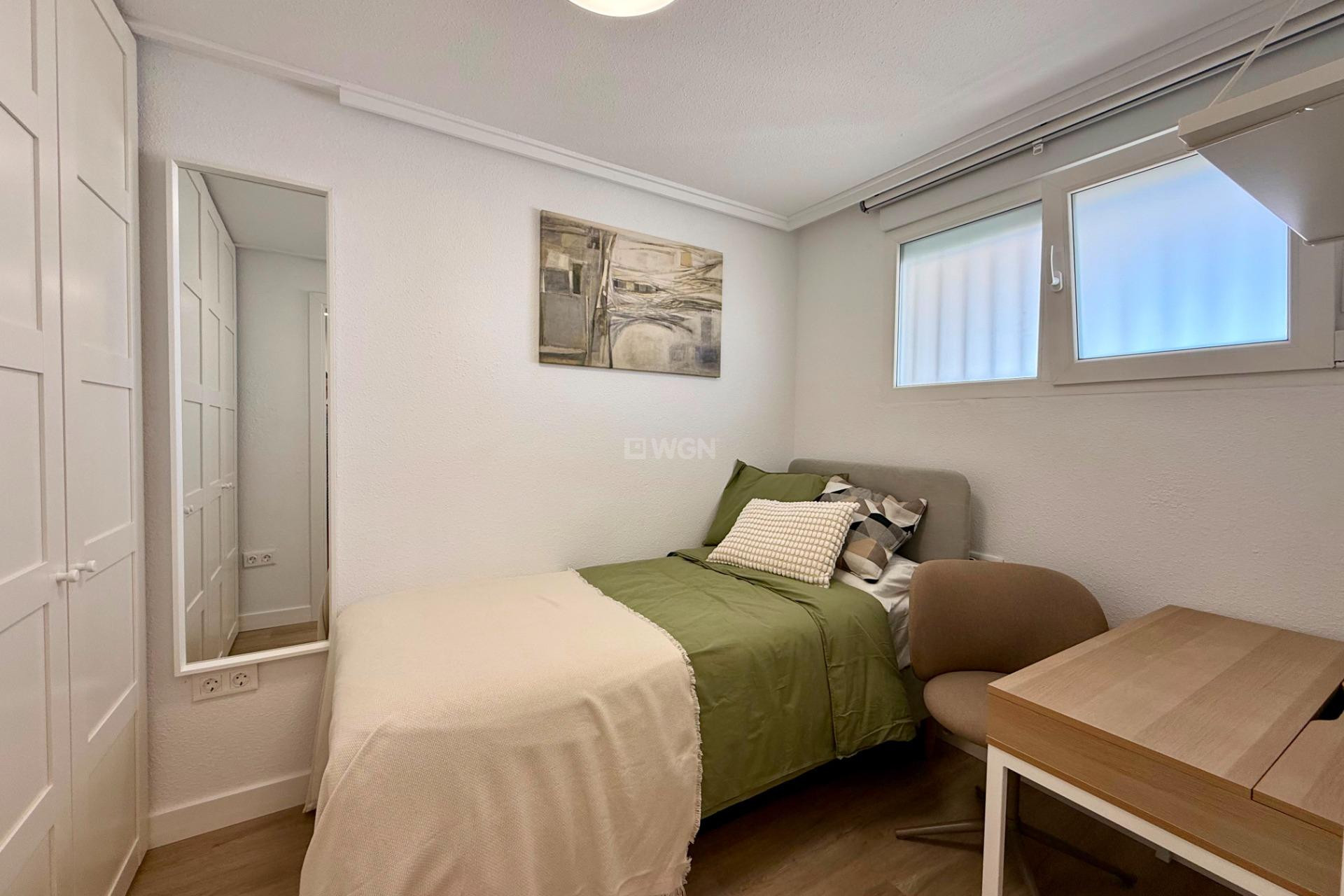 Odsprzedaż - Daszek - Torrevieja - Habaneras
