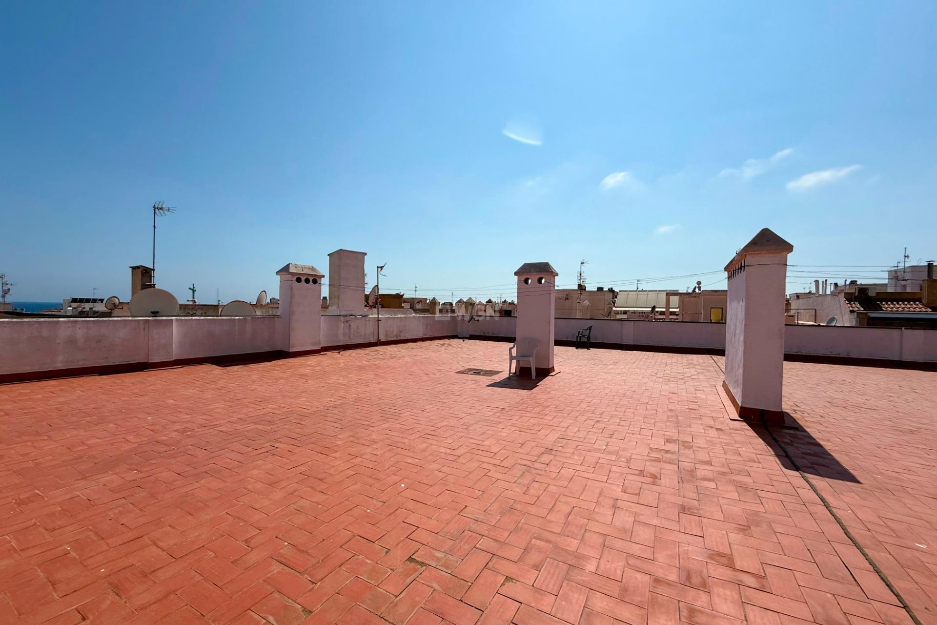 Odsprzedaż - Daszek - Torrevieja - Habaneras