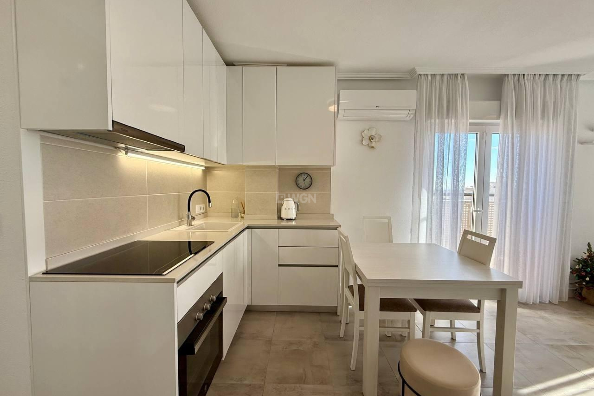 Odsprzedaż - Daszek - Torrevieja - Nueva Torrevieja