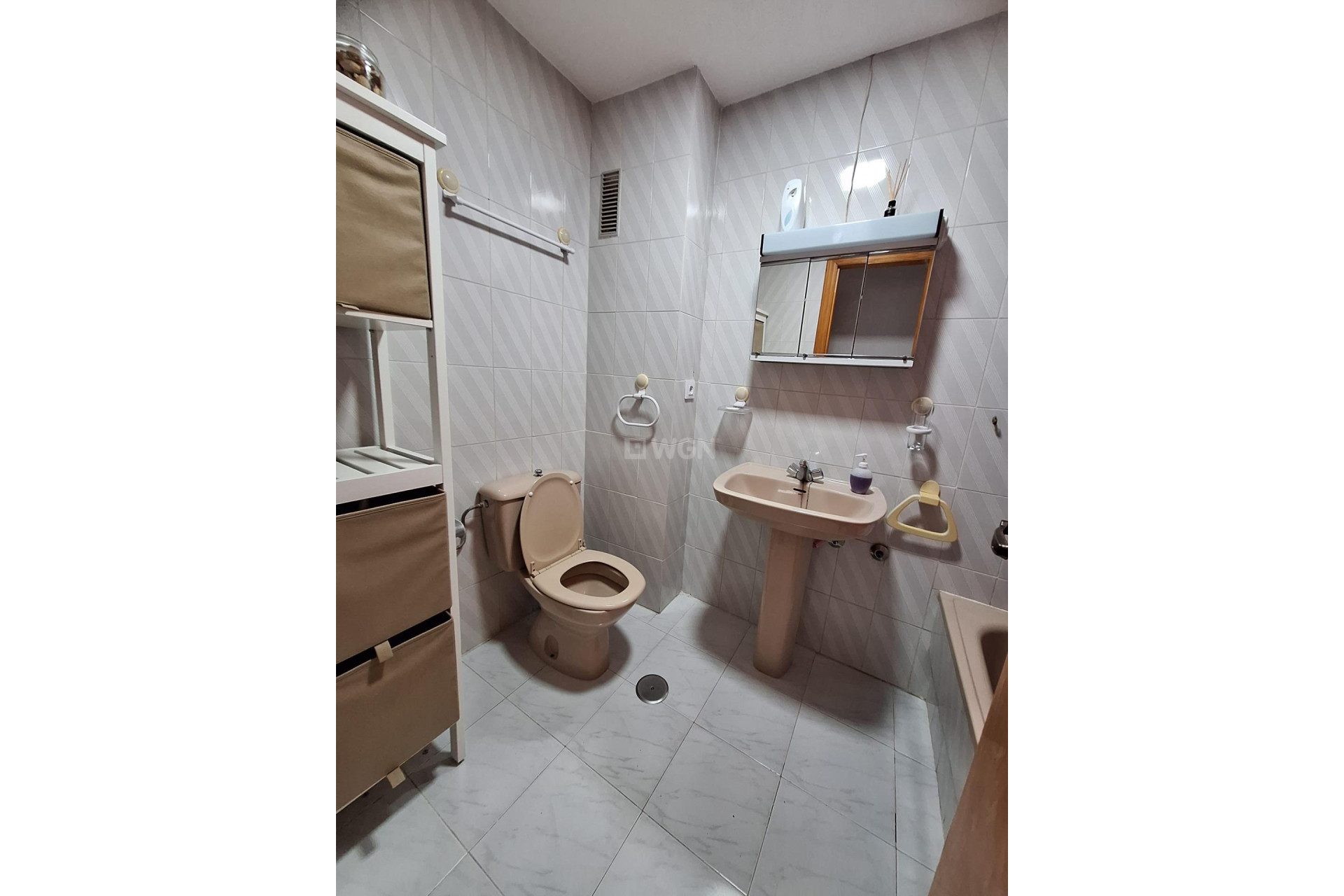 Odsprzedaż - Daszek - Torrevieja - Playa del Cura