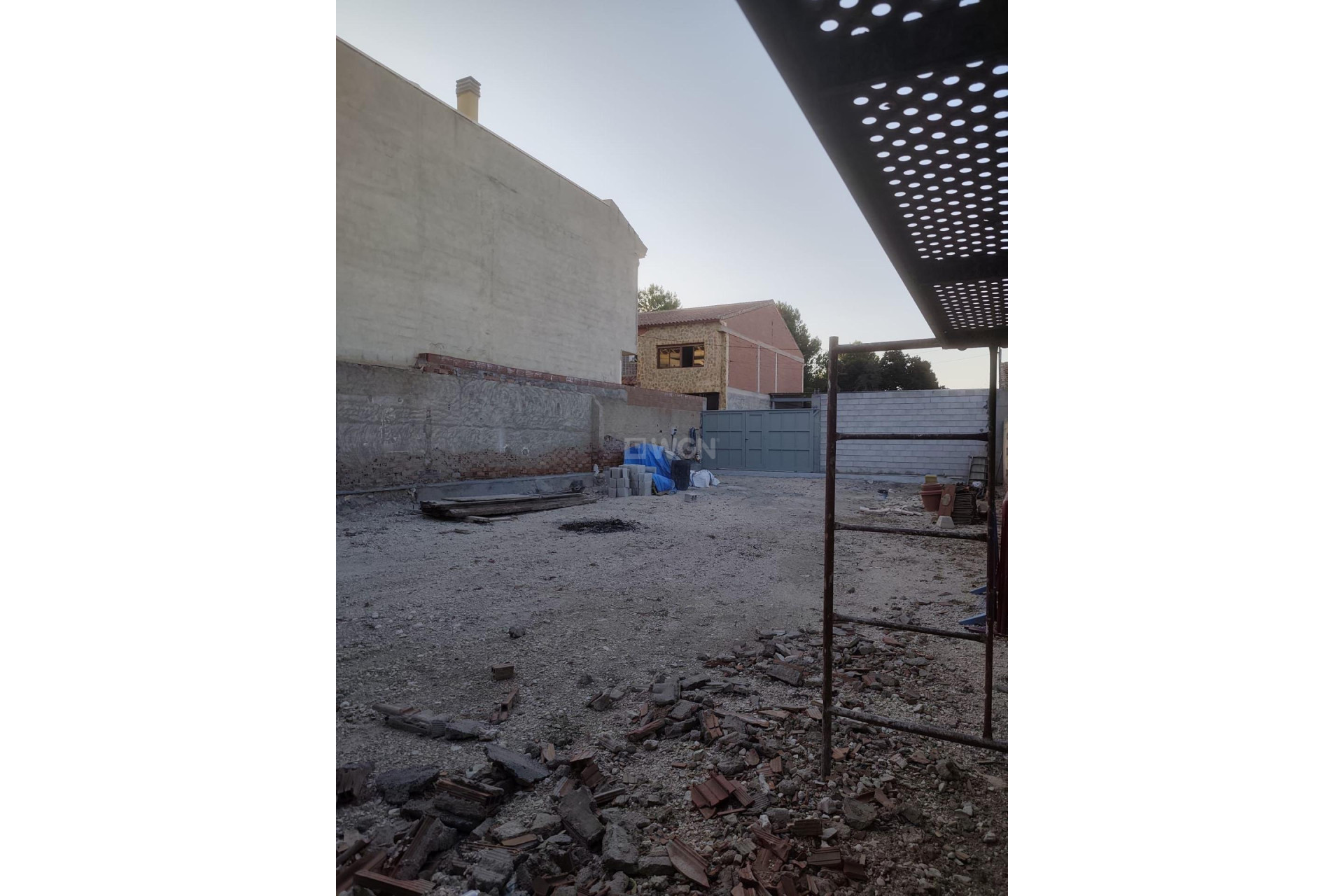 Odsprzedaż - Działka / Grunt - Benferri