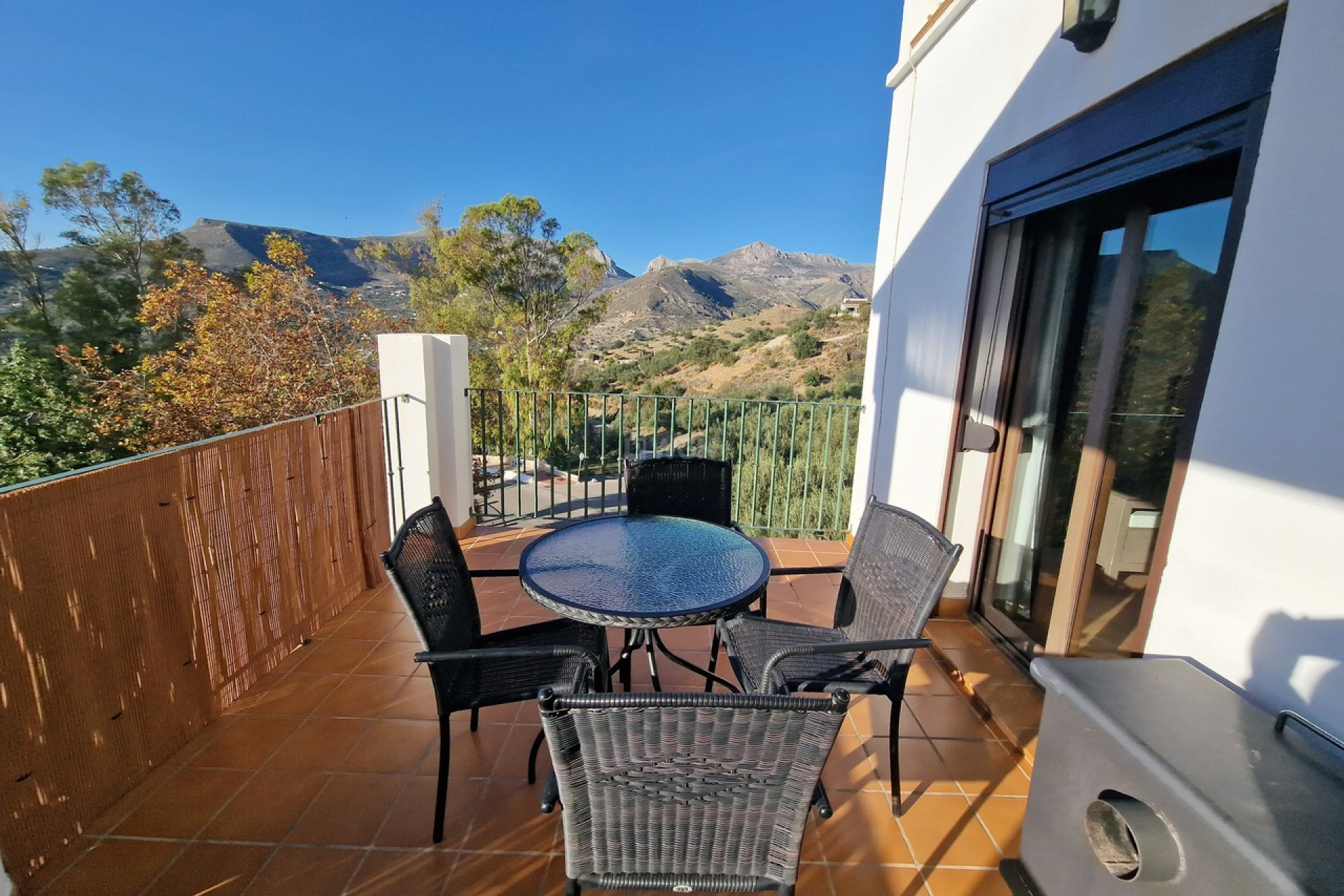 Odsprzedaż - Kamienica - Alcaucín - Inland