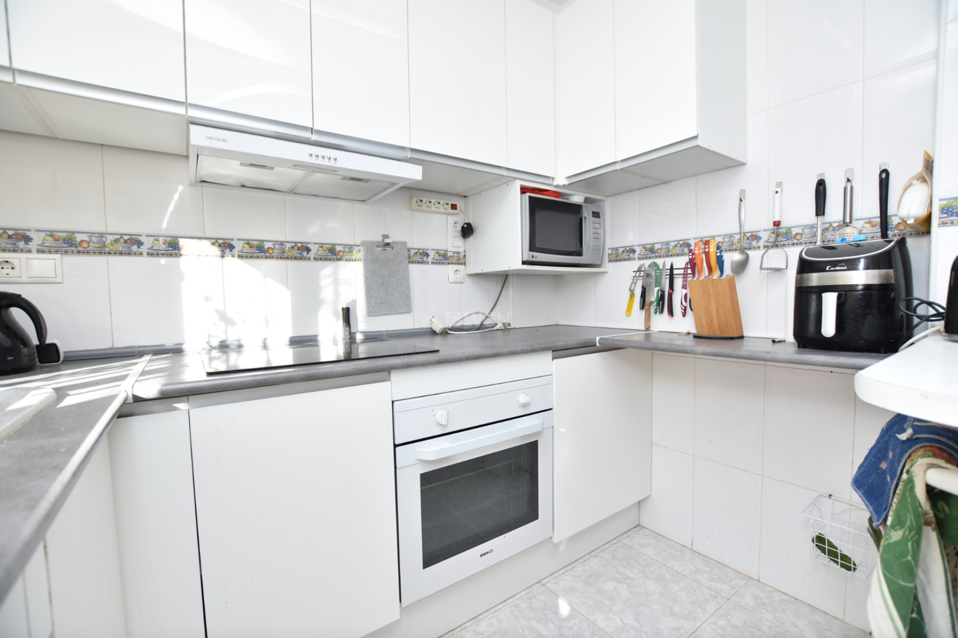 Odsprzedaż - Kamienica - Algorfa - Inland