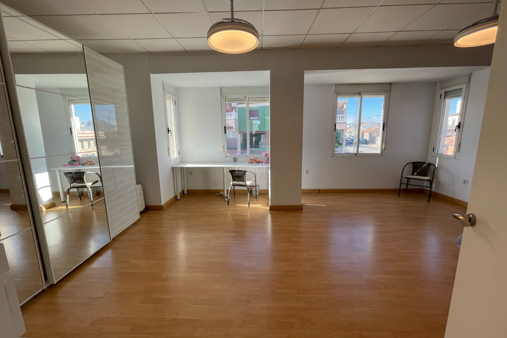 Odsprzedaż - Kamienica - Algorfa - Inland