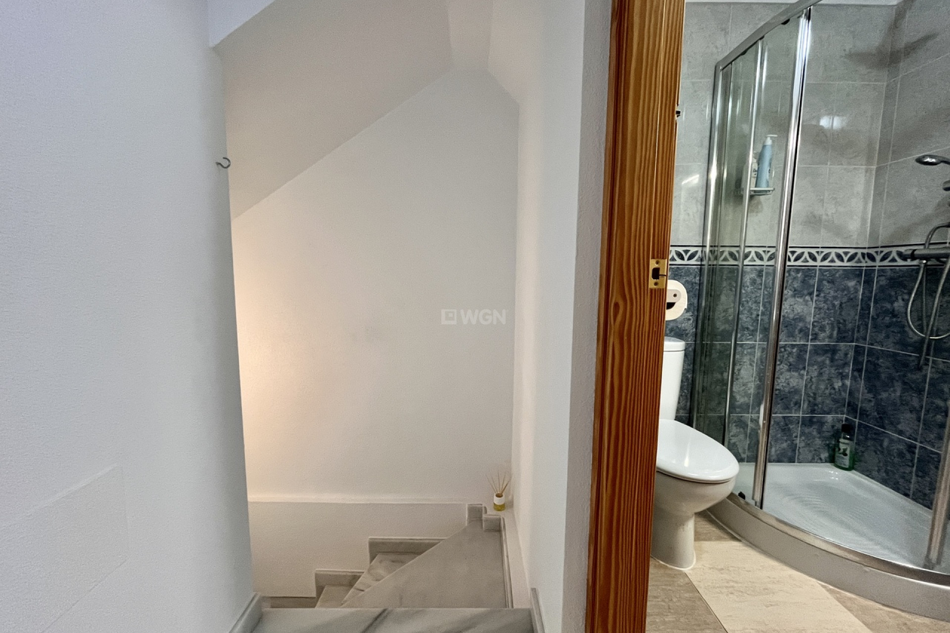 Odsprzedaż - Kamienica - Avileses - Inland