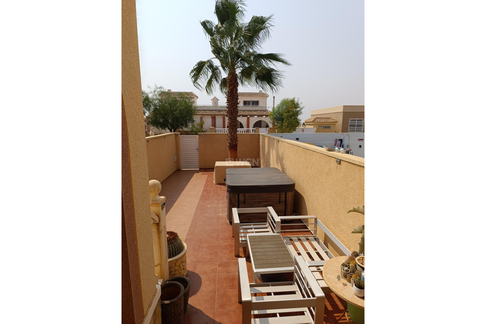 Odsprzedaż - Kamienica - Avileses - Jerónimo Y Avileses