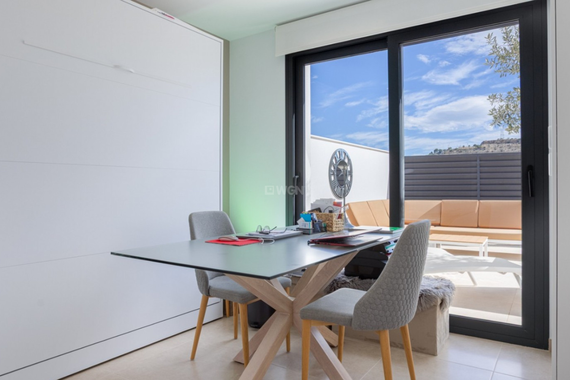 Odsprzedaż - Kamienica - Benijofar - Costa Blanca