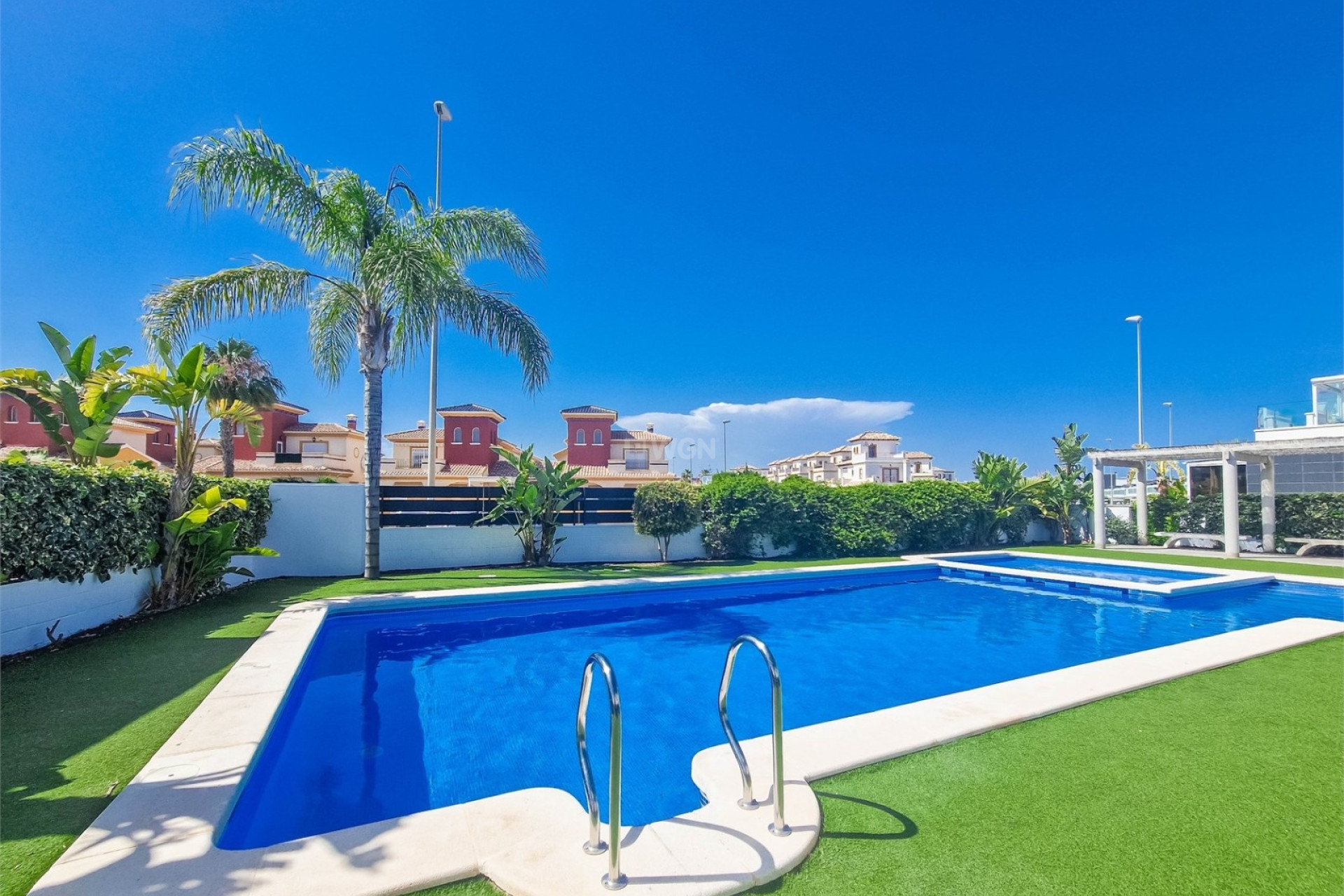 Odsprzedaż - Kamienica - Cabo Roig - Costa Blanca