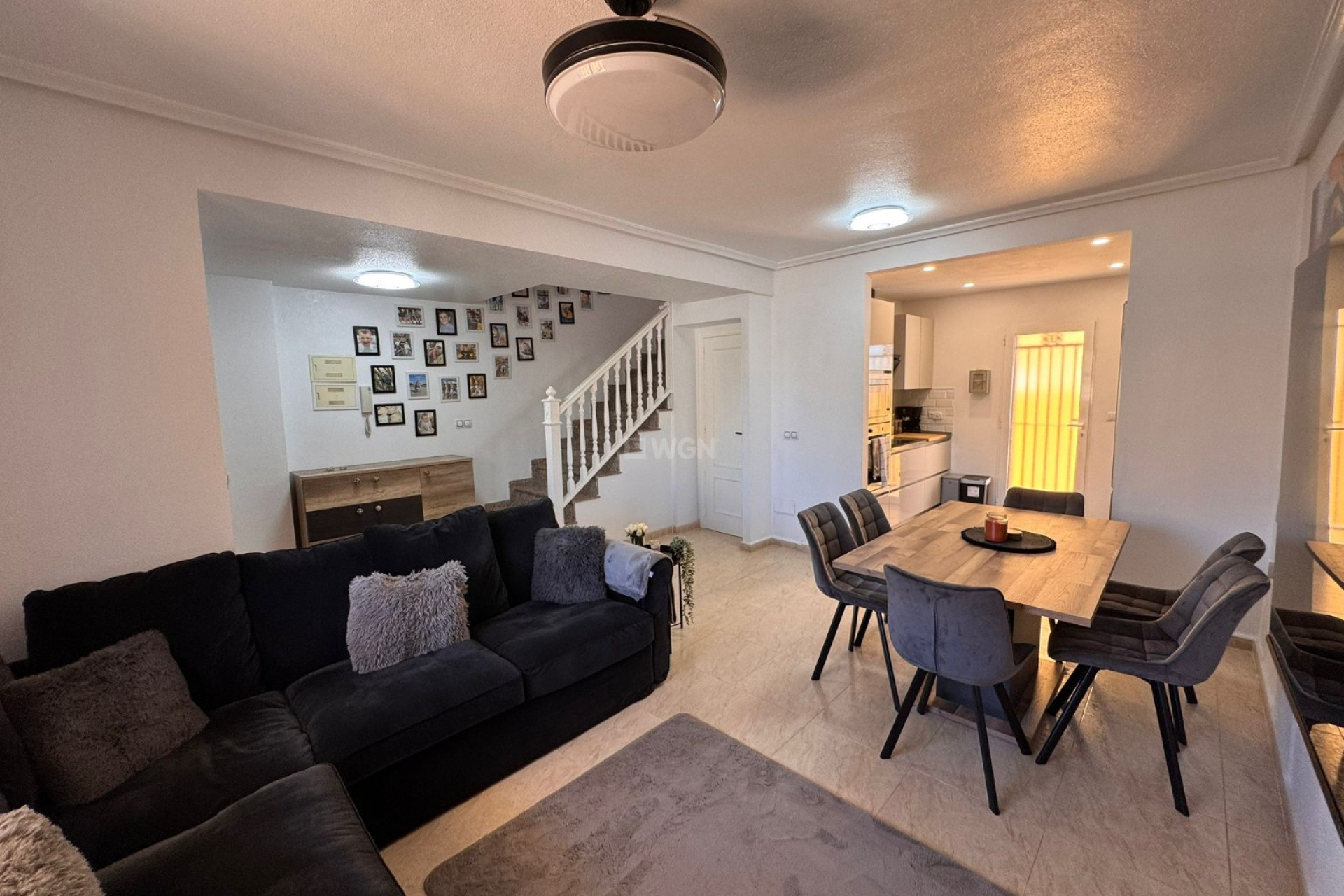 Odsprzedaż - Kamienica - Campoamor - Costa Blanca