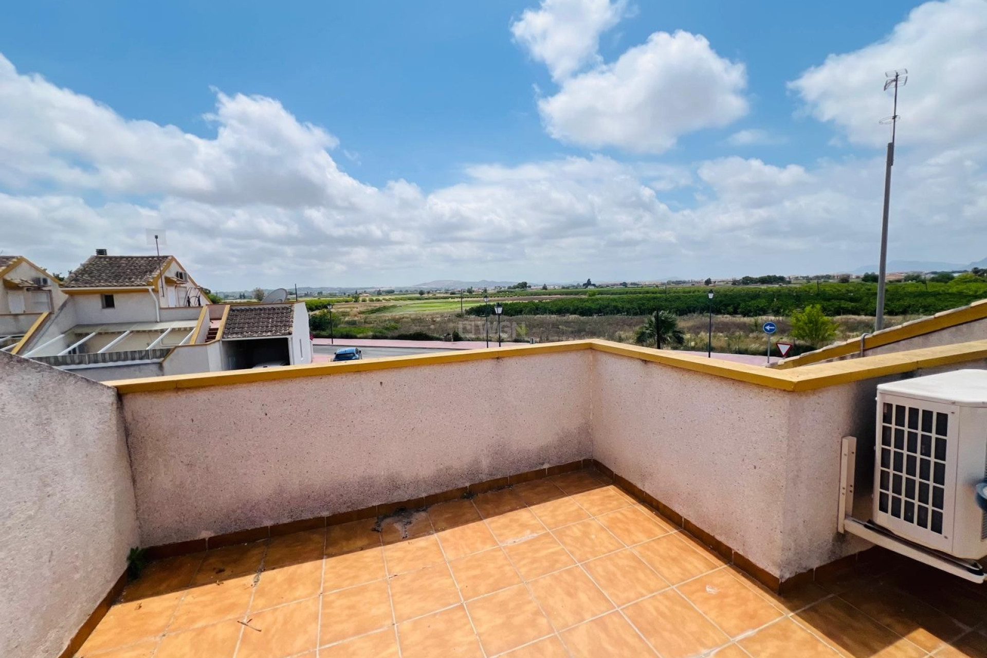 Odsprzedaż - Kamienica - Daya Nueva - Costa Blanca