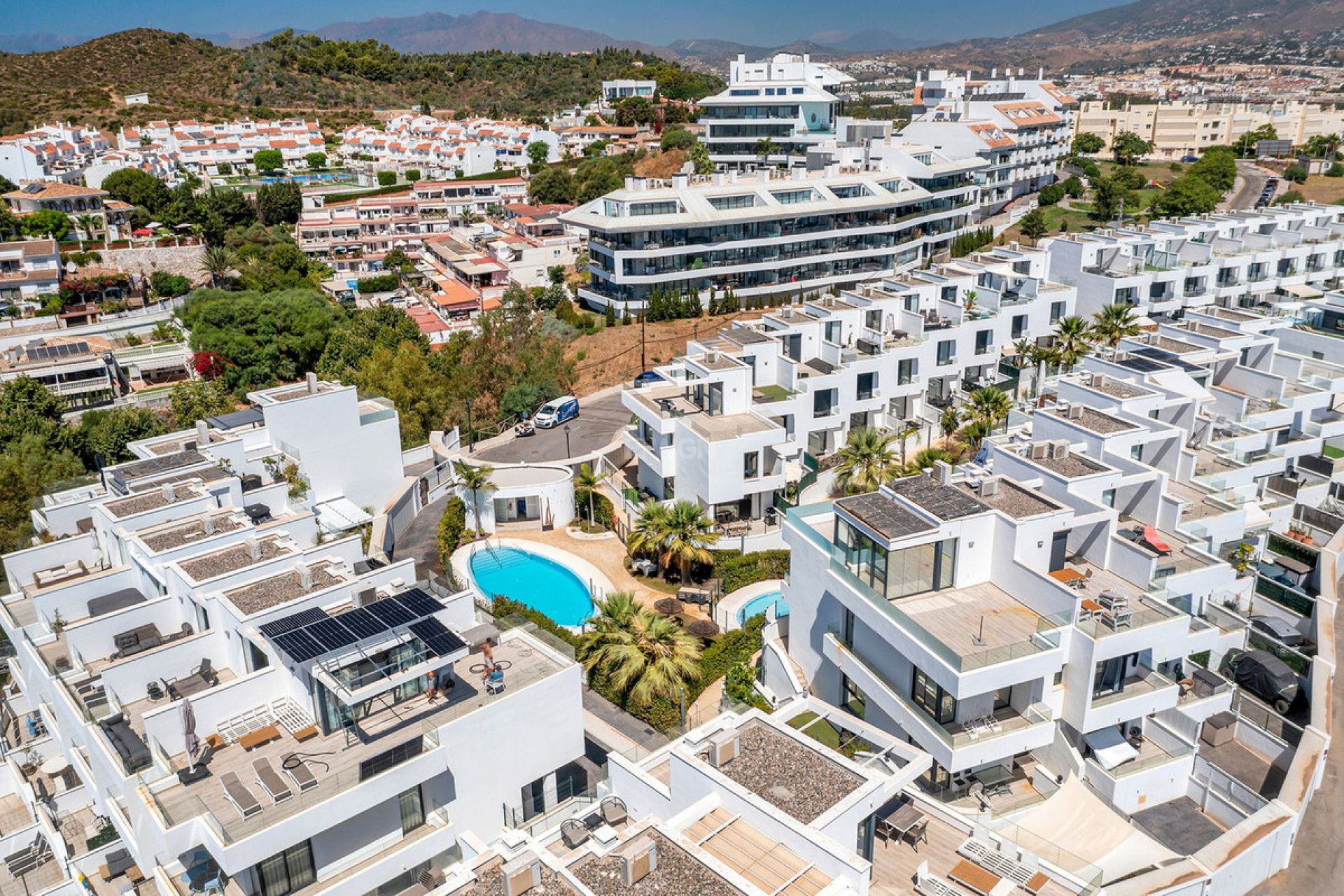 Odsprzedaż - Kamienica - Fuengirola - Costa del Sol