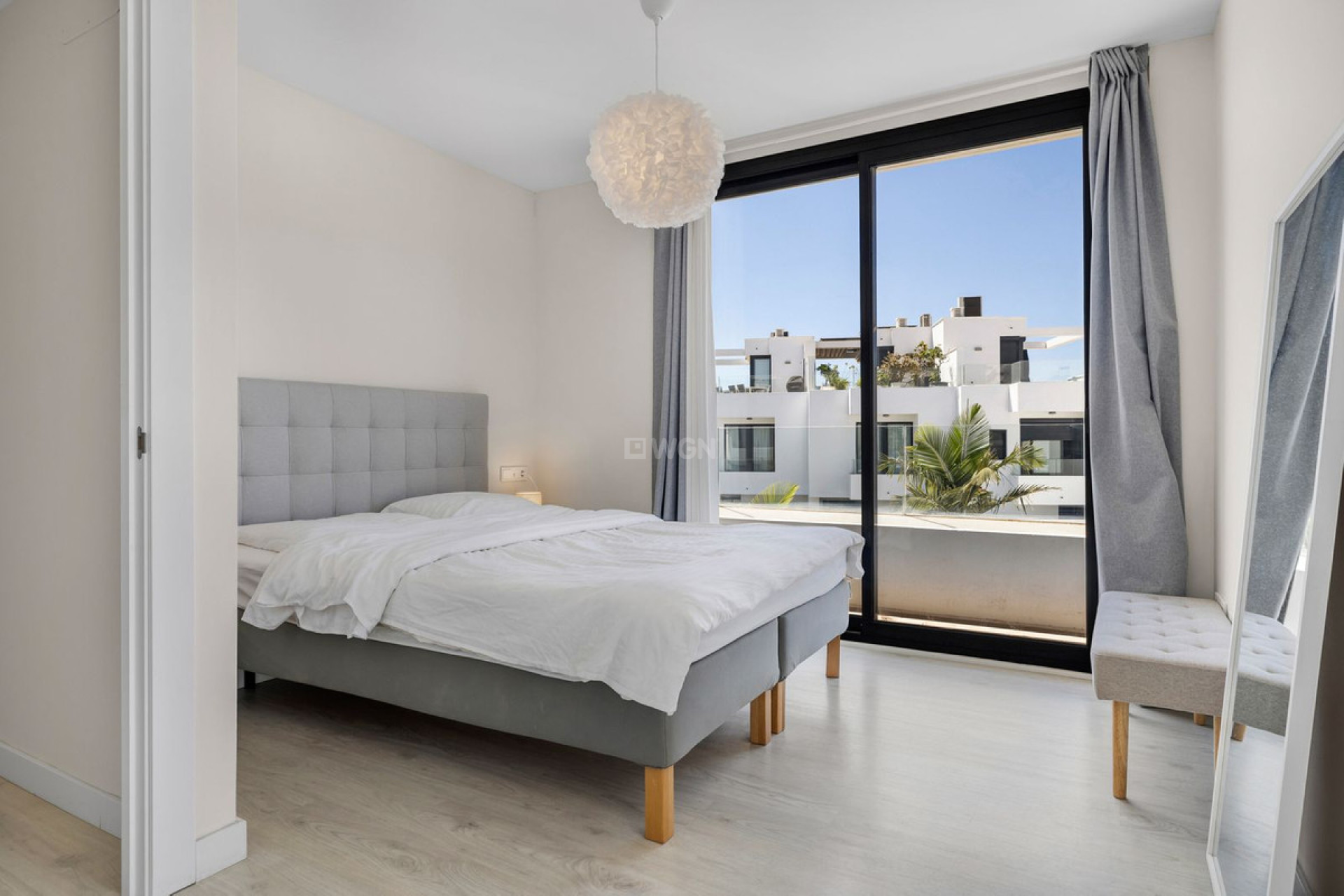 Odsprzedaż - Kamienica - Fuengirola - Costa del Sol