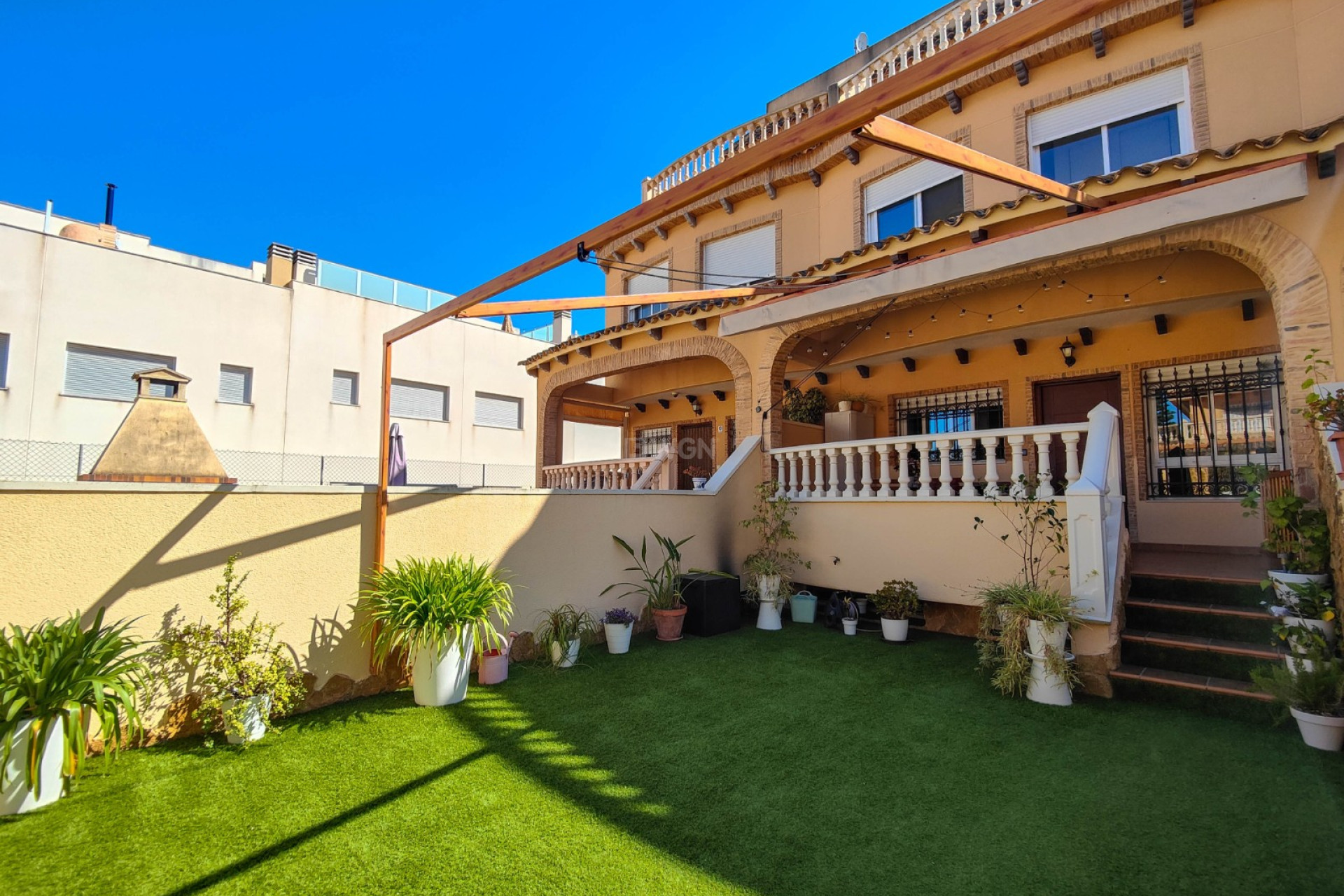 Odsprzedaż - Kamienica - Guardamar del Segura - Costa Blanca