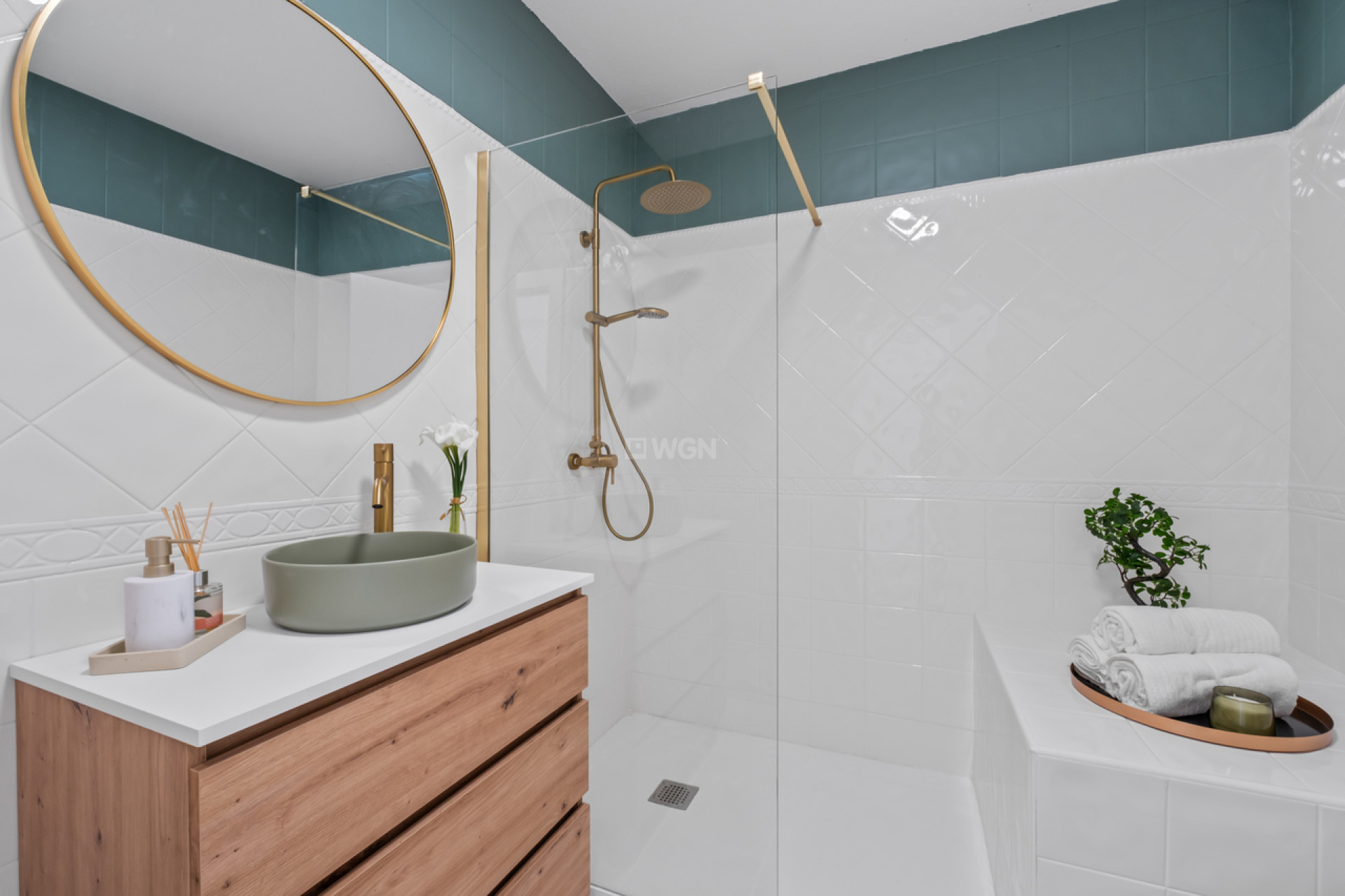 Odsprzedaż - Kamienica - La Florida - Inland