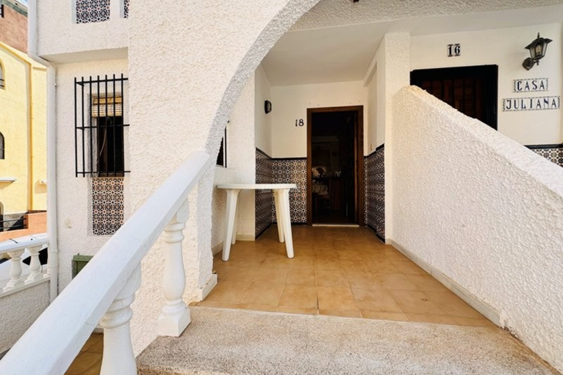 Odsprzedaż - Kamienica - La Mata - Costa Blanca