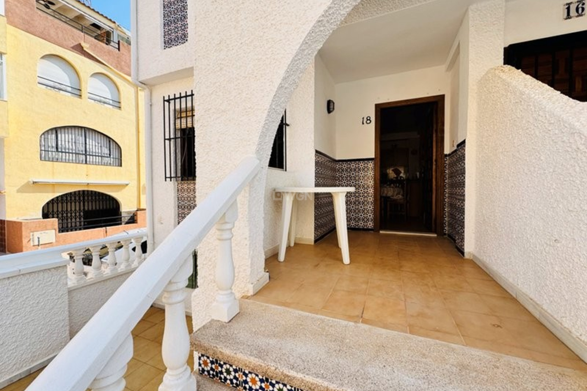 Odsprzedaż - Kamienica - La Mata - Costa Blanca