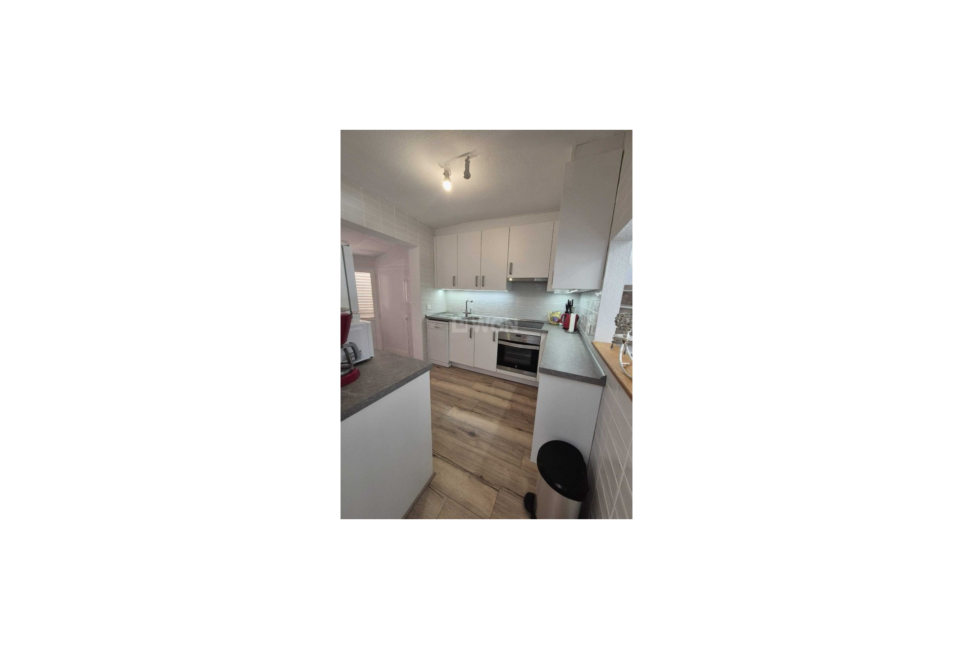 Odsprzedaż - Kamienica - La Rosaleda - Inland