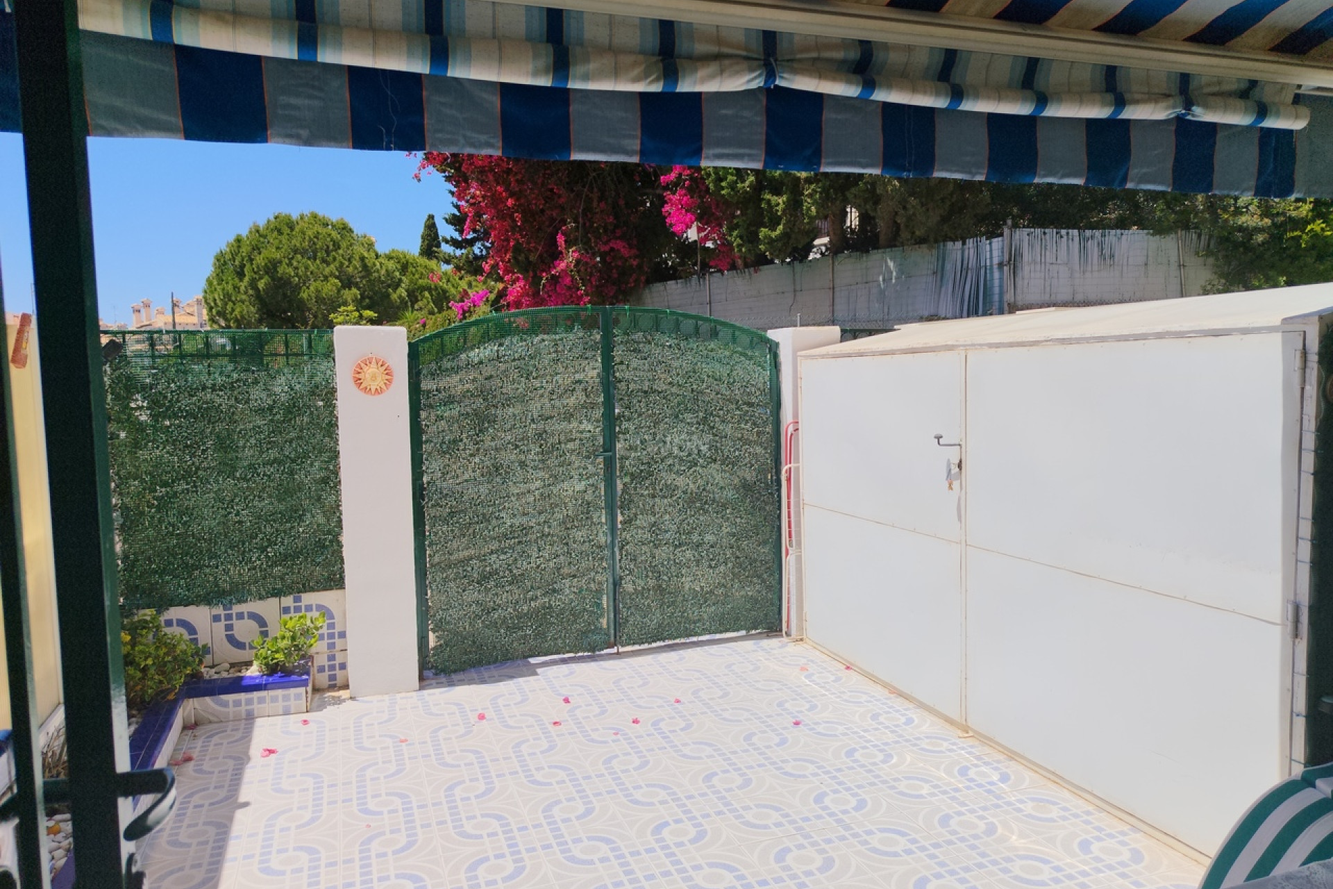 Odsprzedaż - Kamienica - La Zenia - Costa Blanca