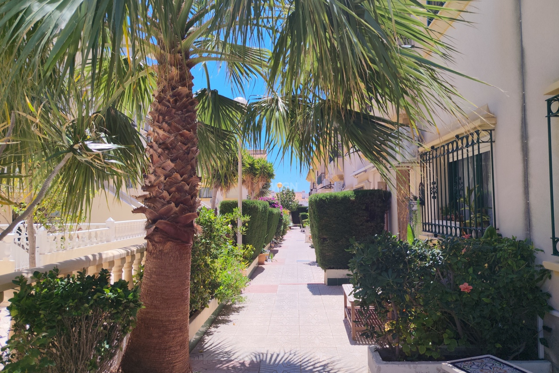 Odsprzedaż - Kamienica - La Zenia - Costa Blanca