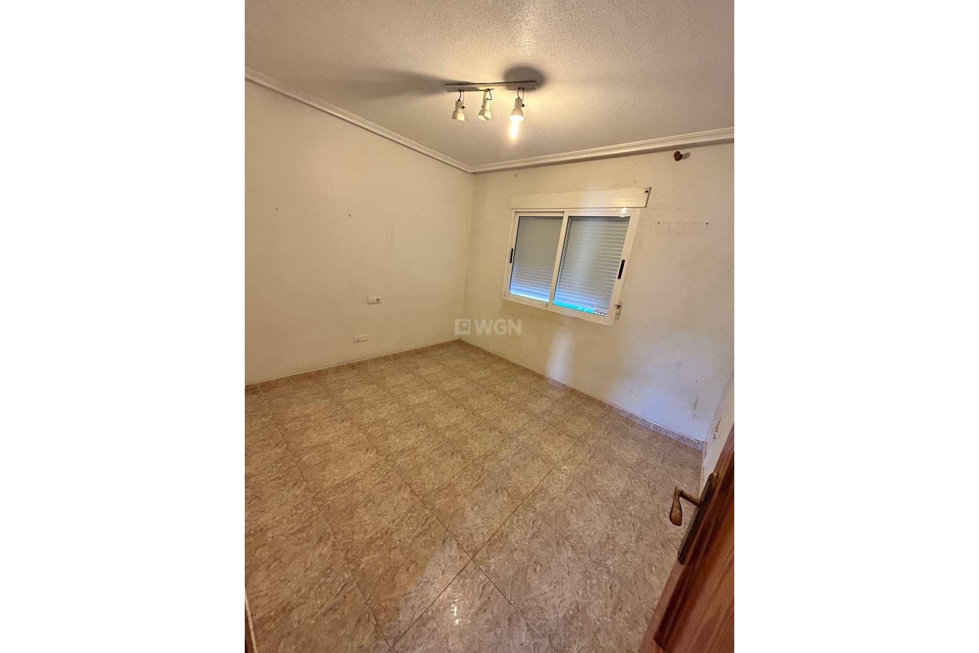 Odsprzedaż - Kamienica - Los Alcázares