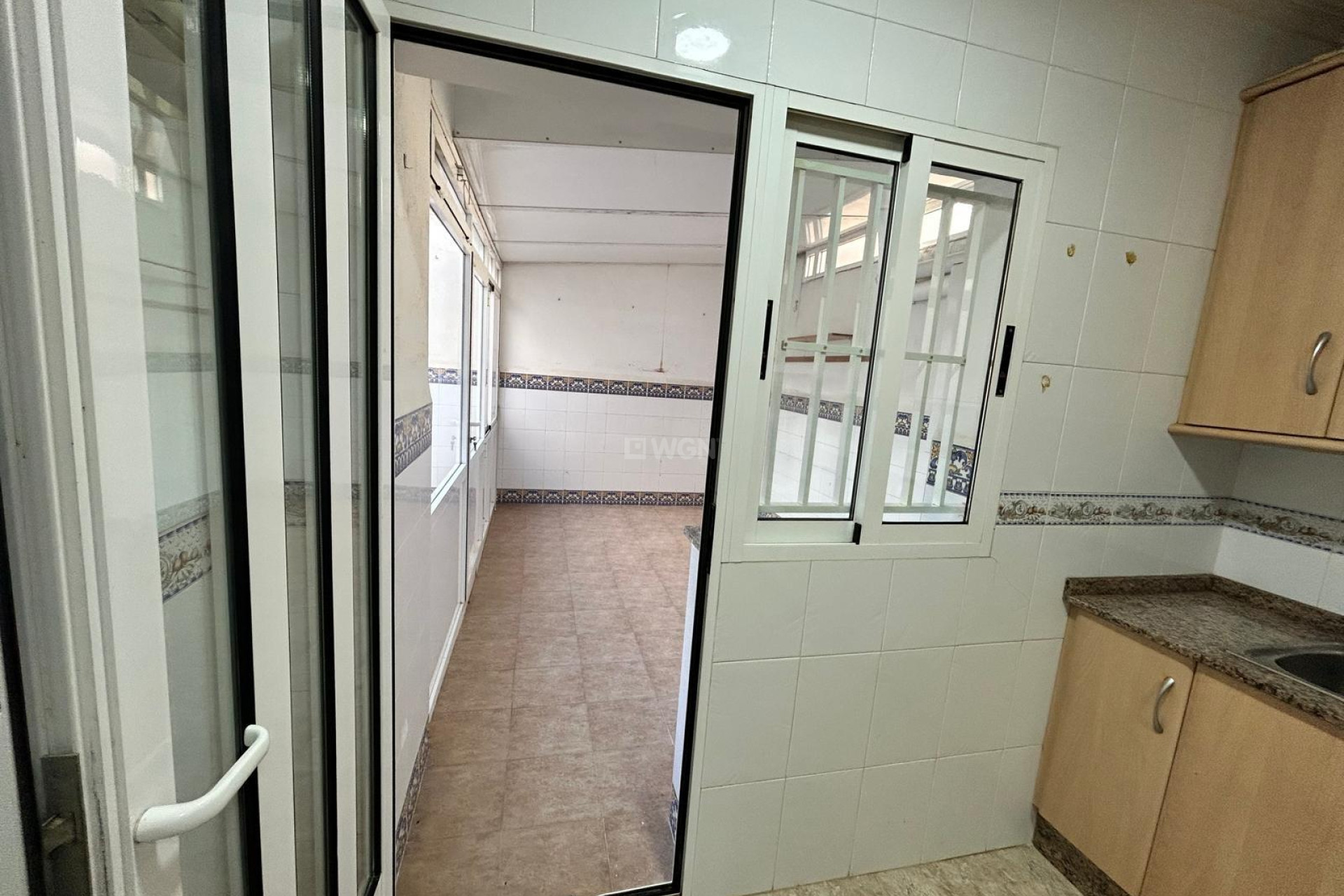 Odsprzedaż - Kamienica - Los Alcázares