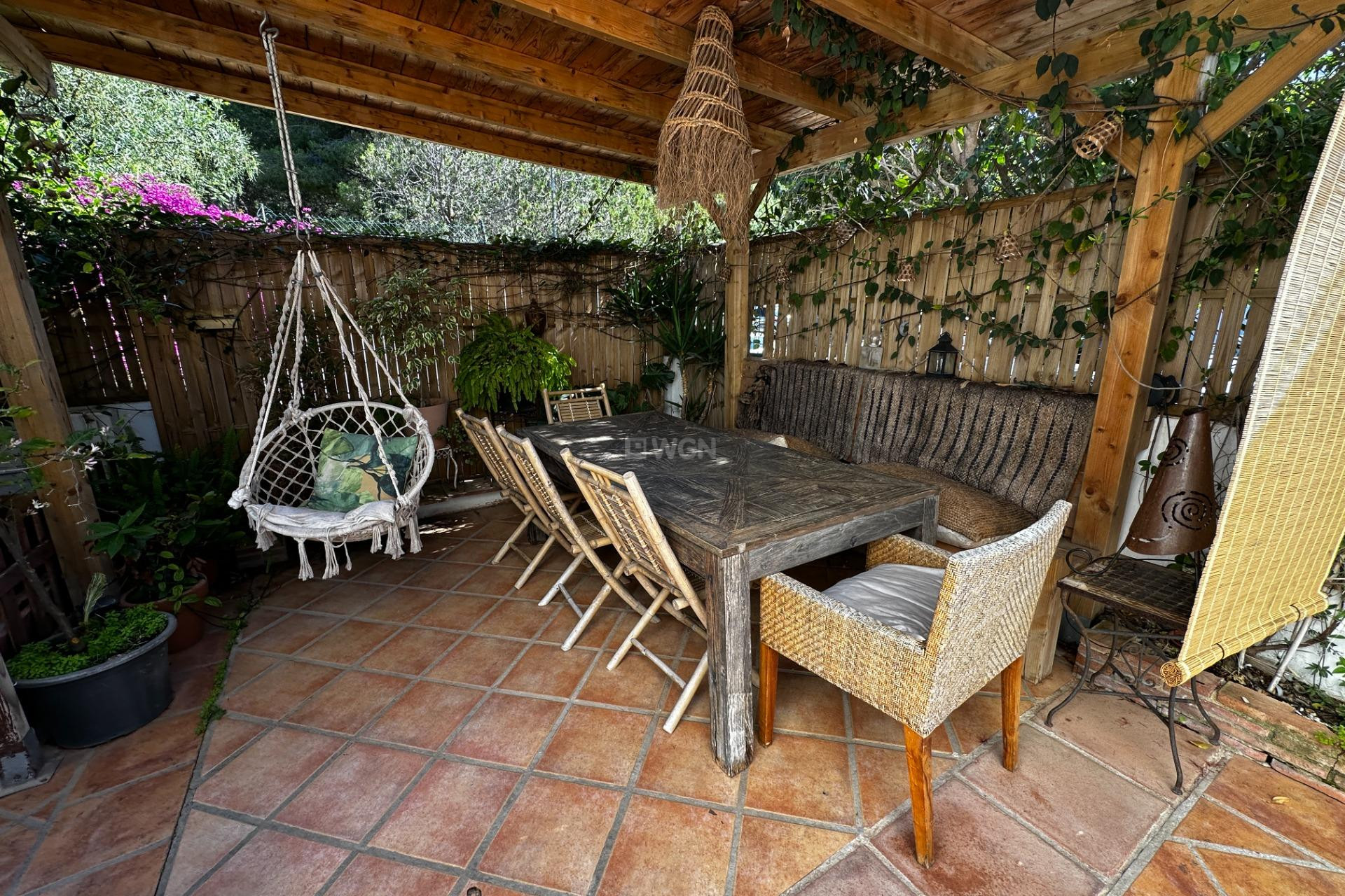 Odsprzedaż - Kamienica - Marbella - La Carolina