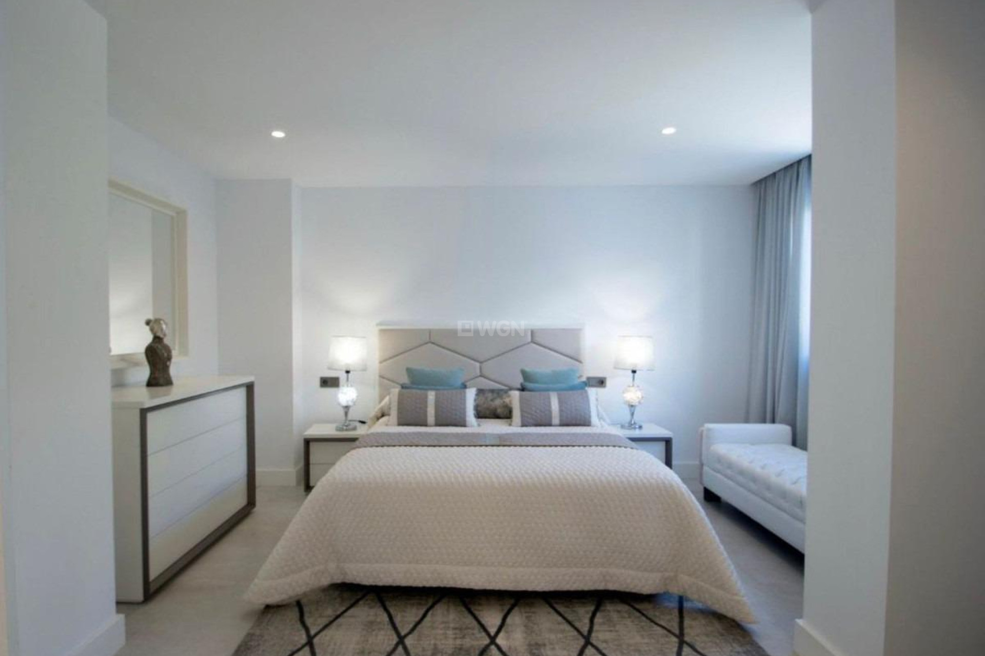 Odsprzedaż - Kamienica - Marbella - Las Brisas