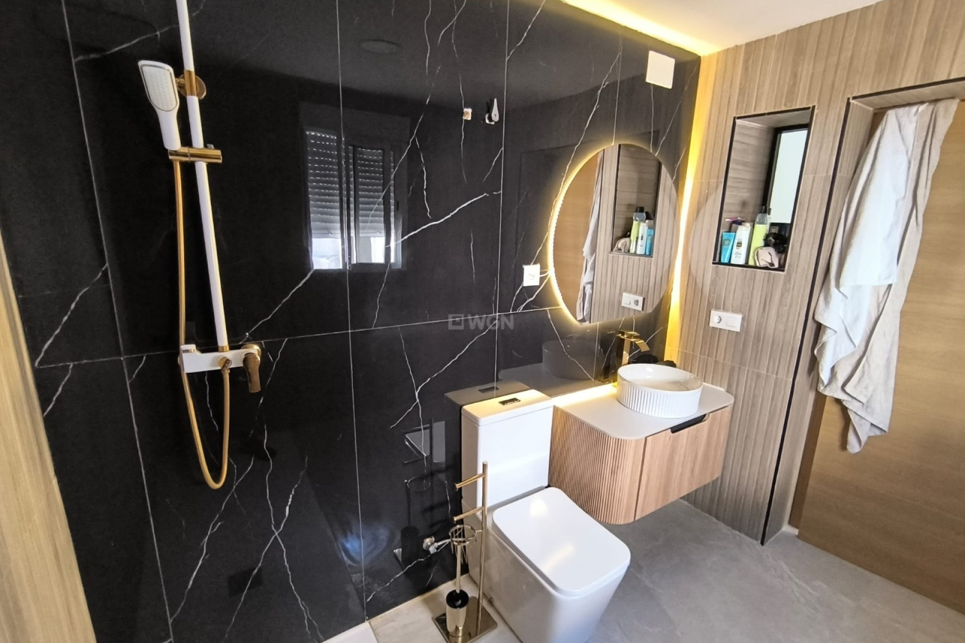 Odsprzedaż - Kamienica - Monóvar/Monóver - Inland