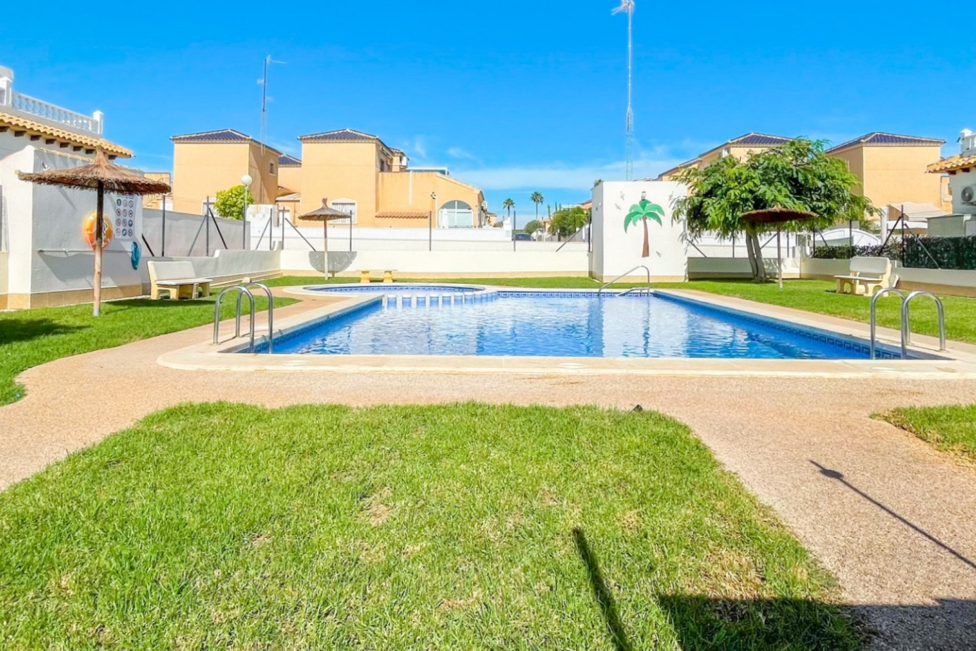 Odsprzedaż - Kamienica - Orihuela Costa - Costa Blanca