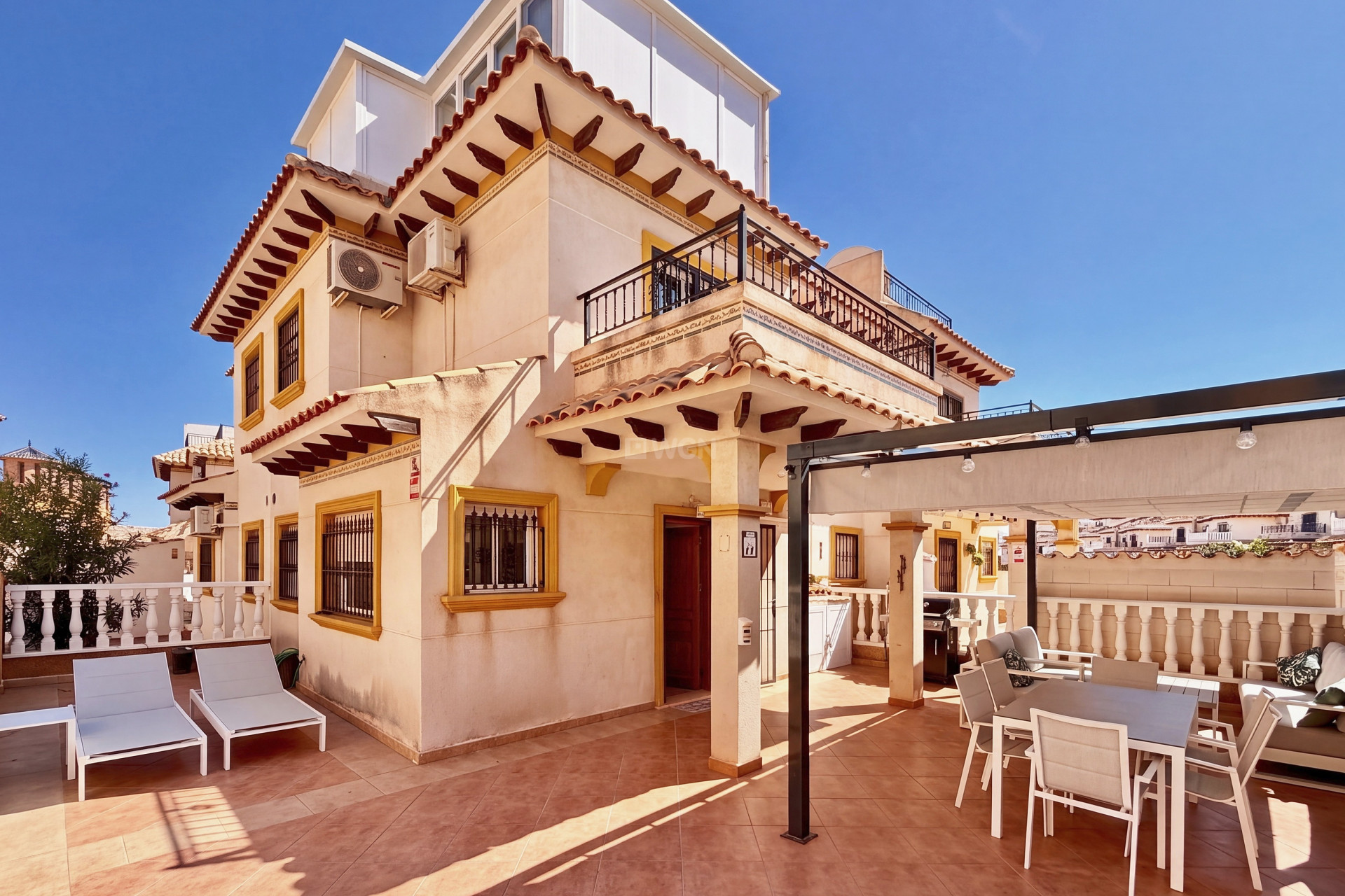 Odsprzedaż - Kamienica - Orihuela Costa - Costa Blanca