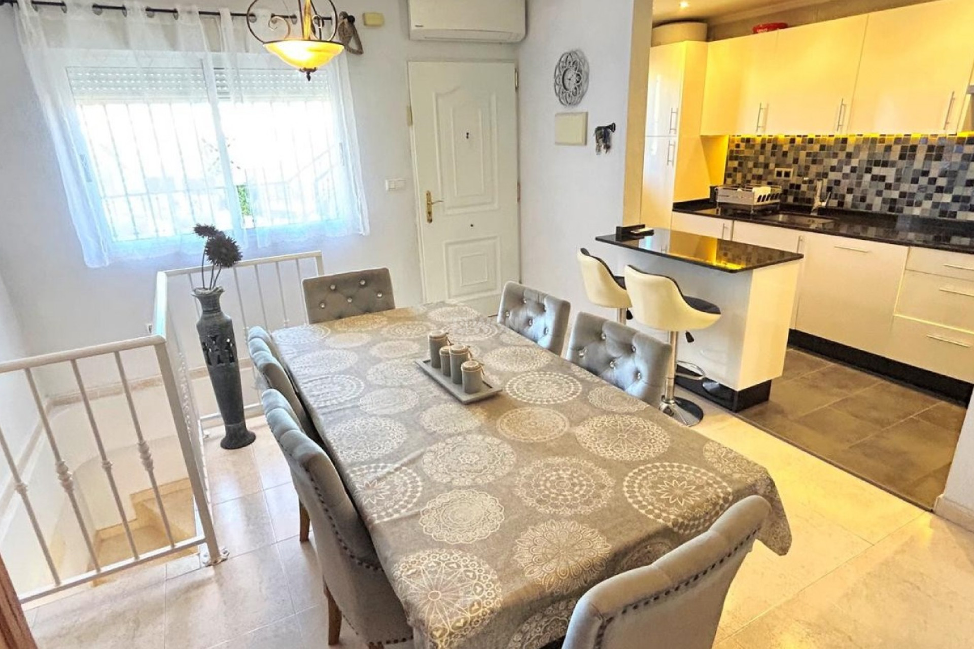 Odsprzedaż - Kamienica - Orihuela Costa - Costa Blanca