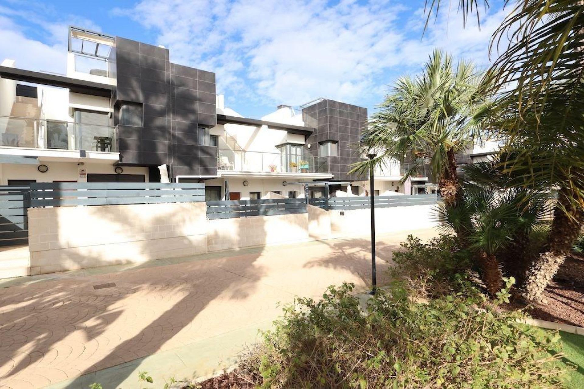 Odsprzedaż - Kamienica - Orihuela Costa - Costa Blanca