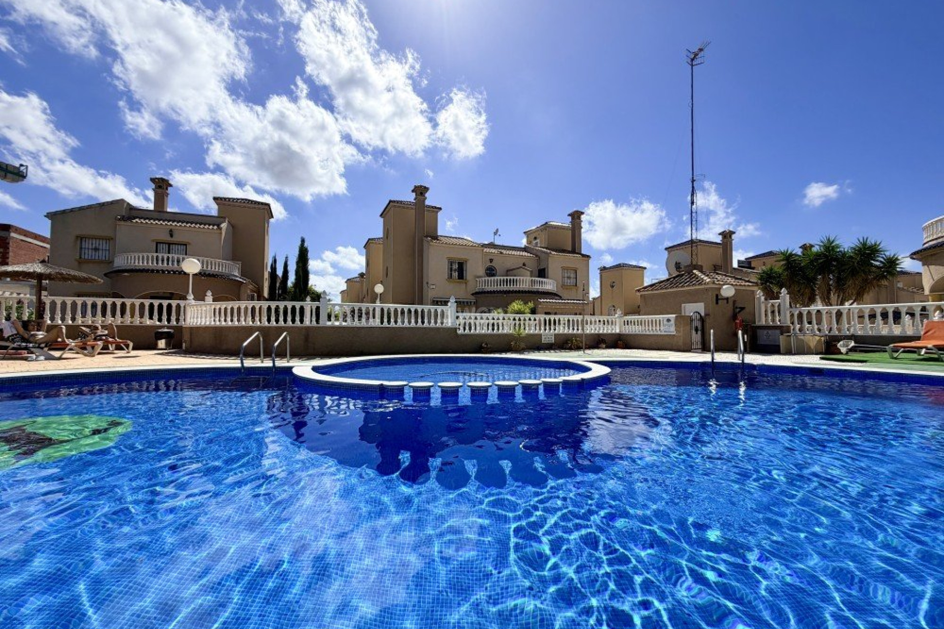 Odsprzedaż - Kamienica - Orihuela Costa - Costa Blanca