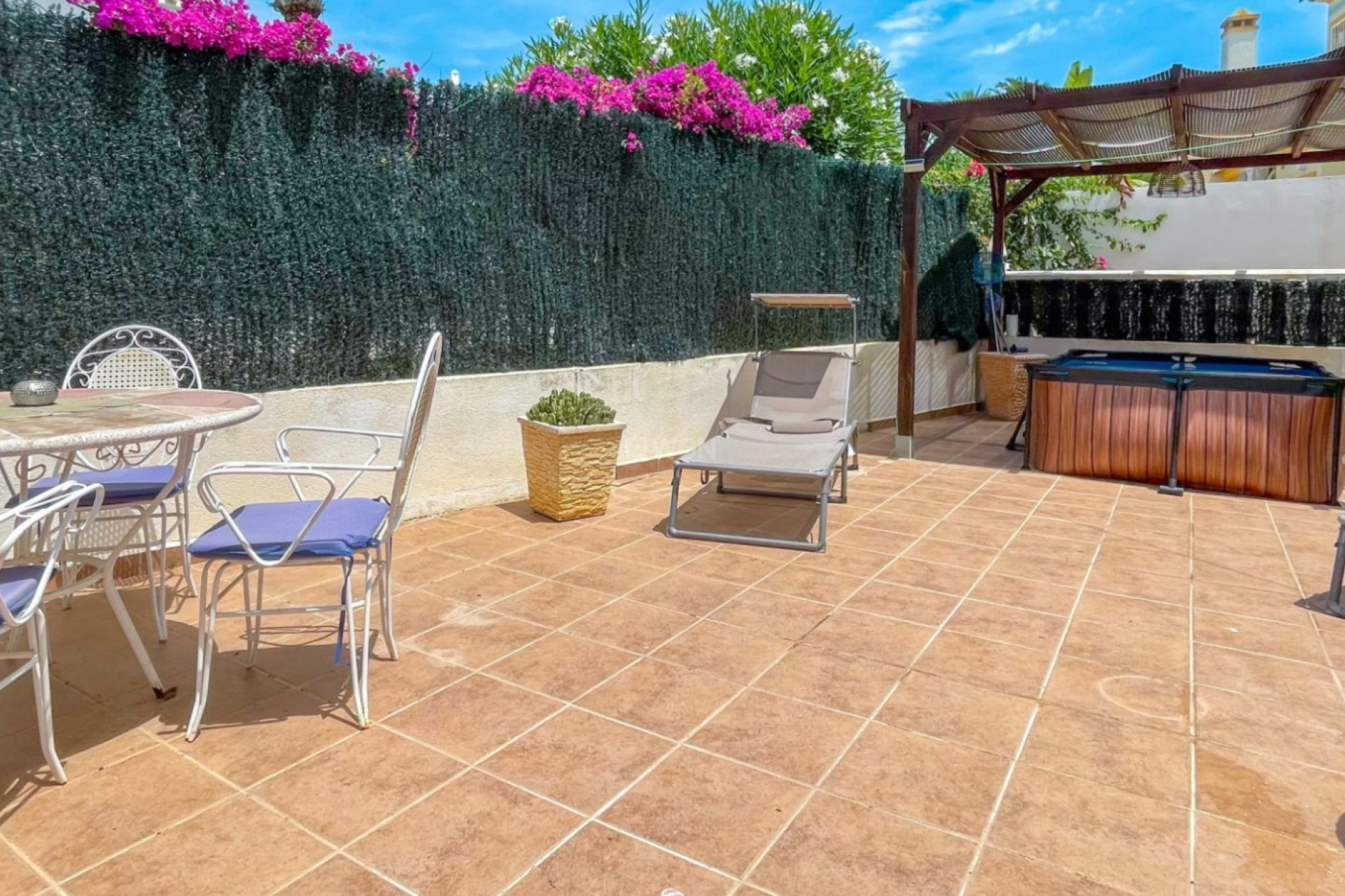 Odsprzedaż - Kamienica - Orihuela Costa - Costa Blanca