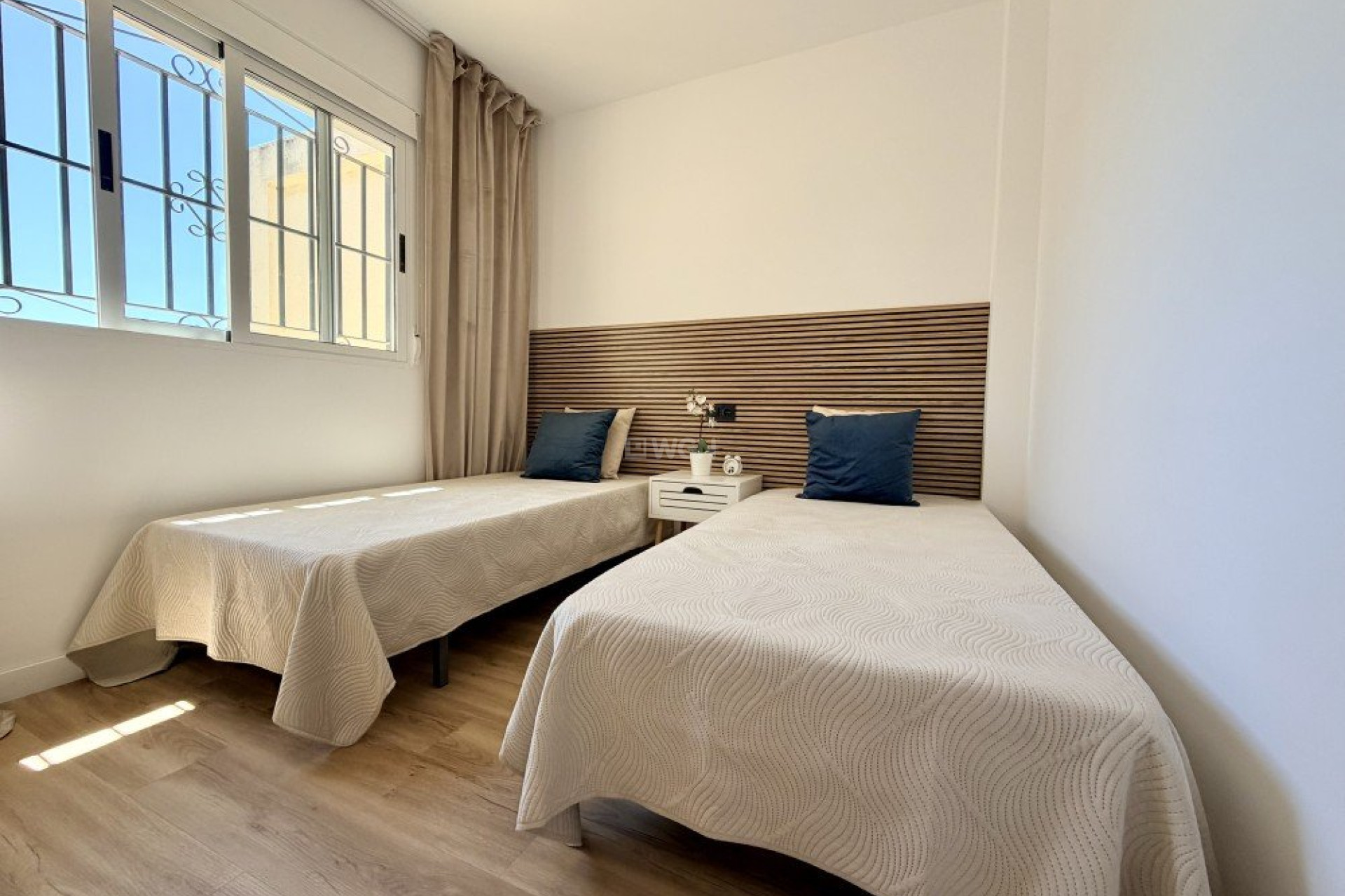Odsprzedaż - Kamienica - Orihuela Costa - Costa Blanca