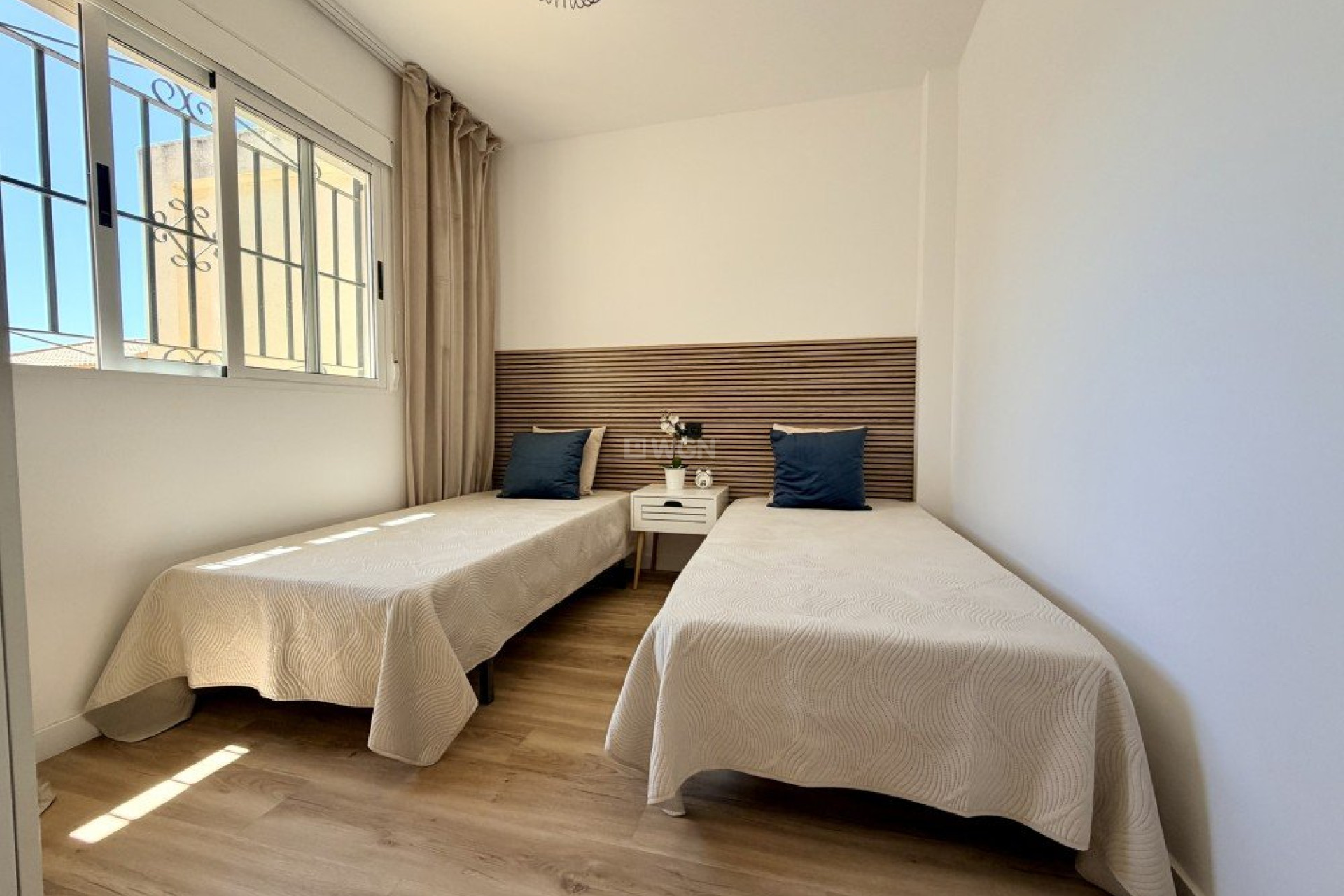 Odsprzedaż - Kamienica - Orihuela Costa - Costa Blanca