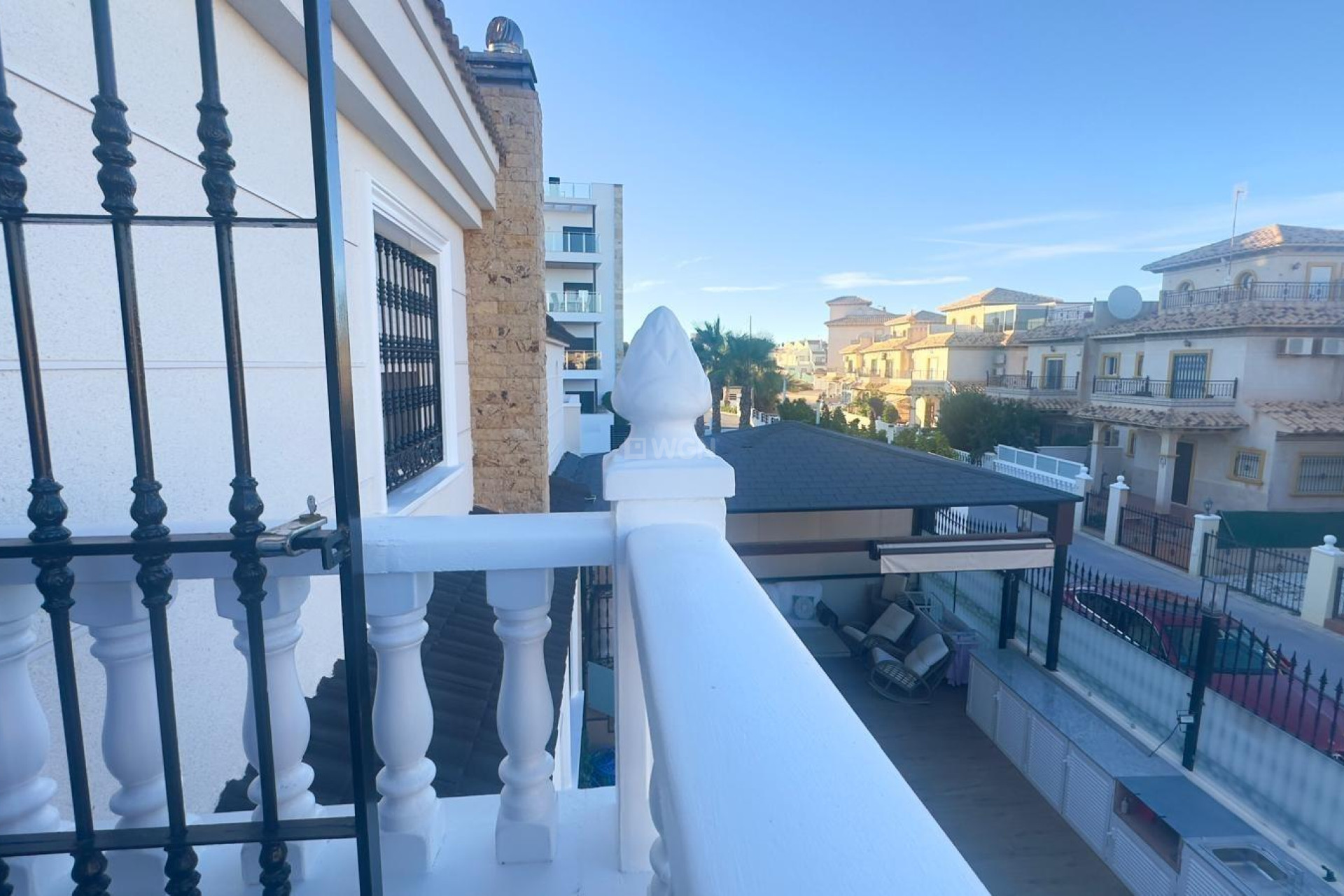 Odsprzedaż - Kamienica - Orihuela Costa - La Zenia