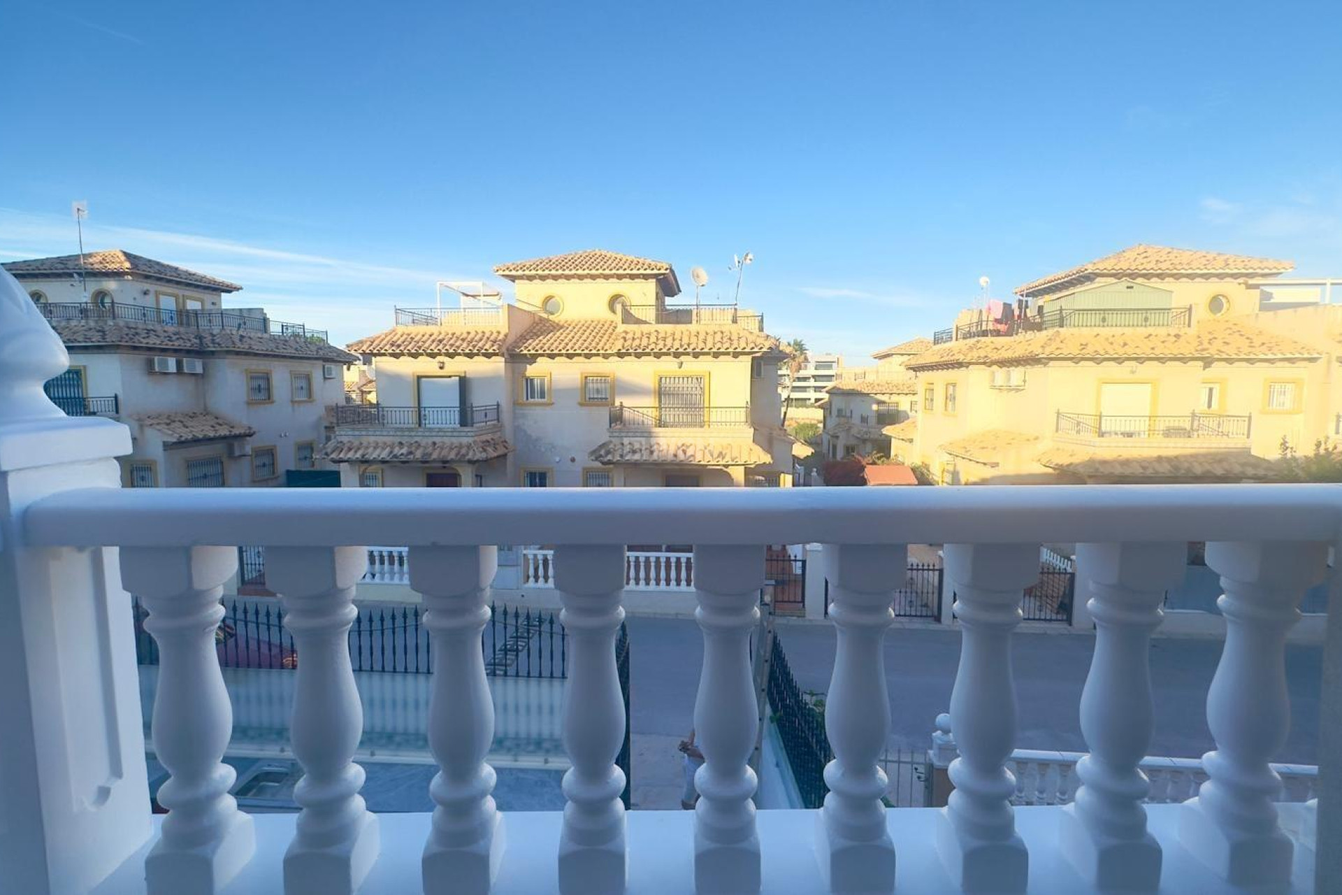 Odsprzedaż - Kamienica - Orihuela Costa - La Zenia