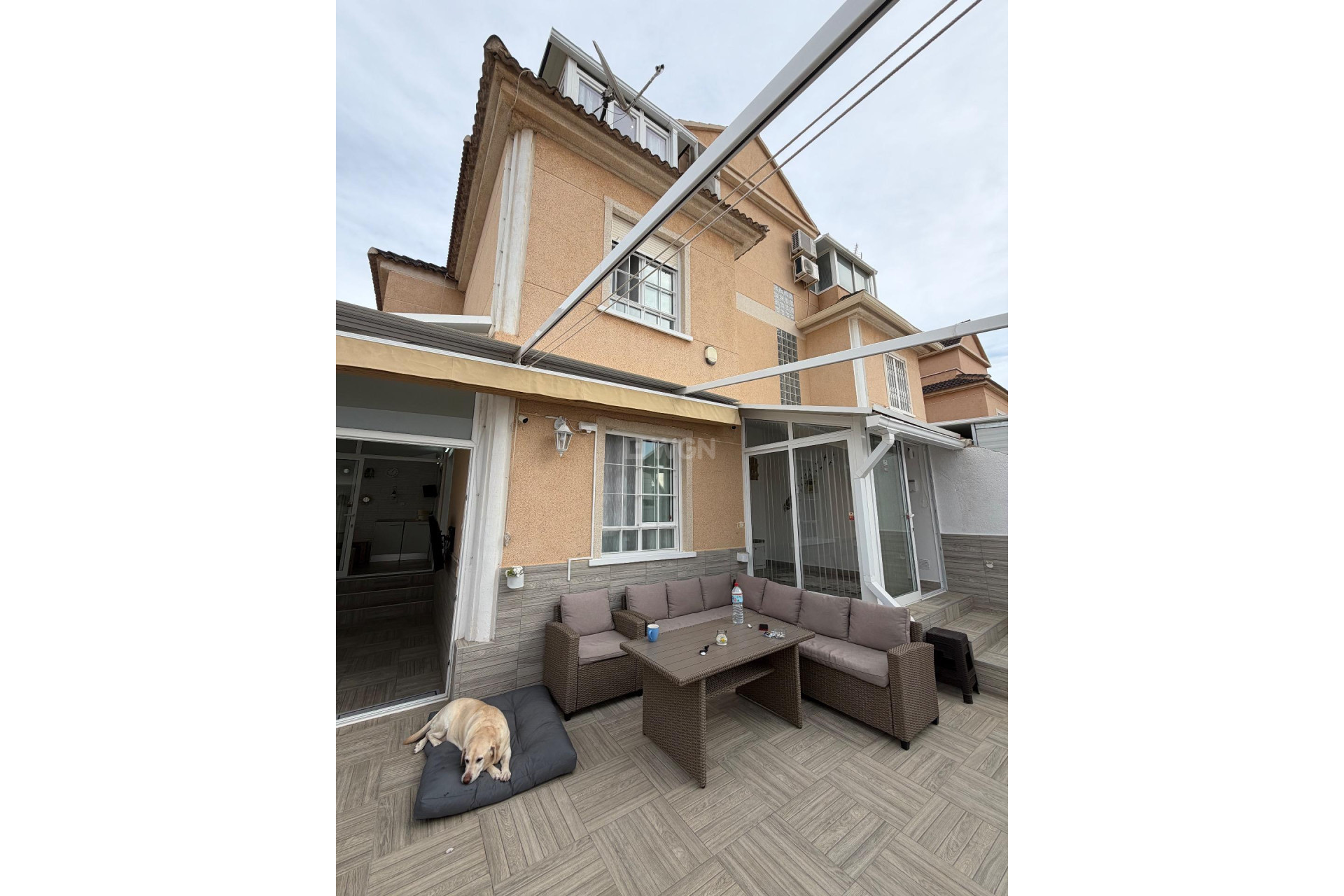 Odsprzedaż - Kamienica - Orihuela Costa - La Zenia