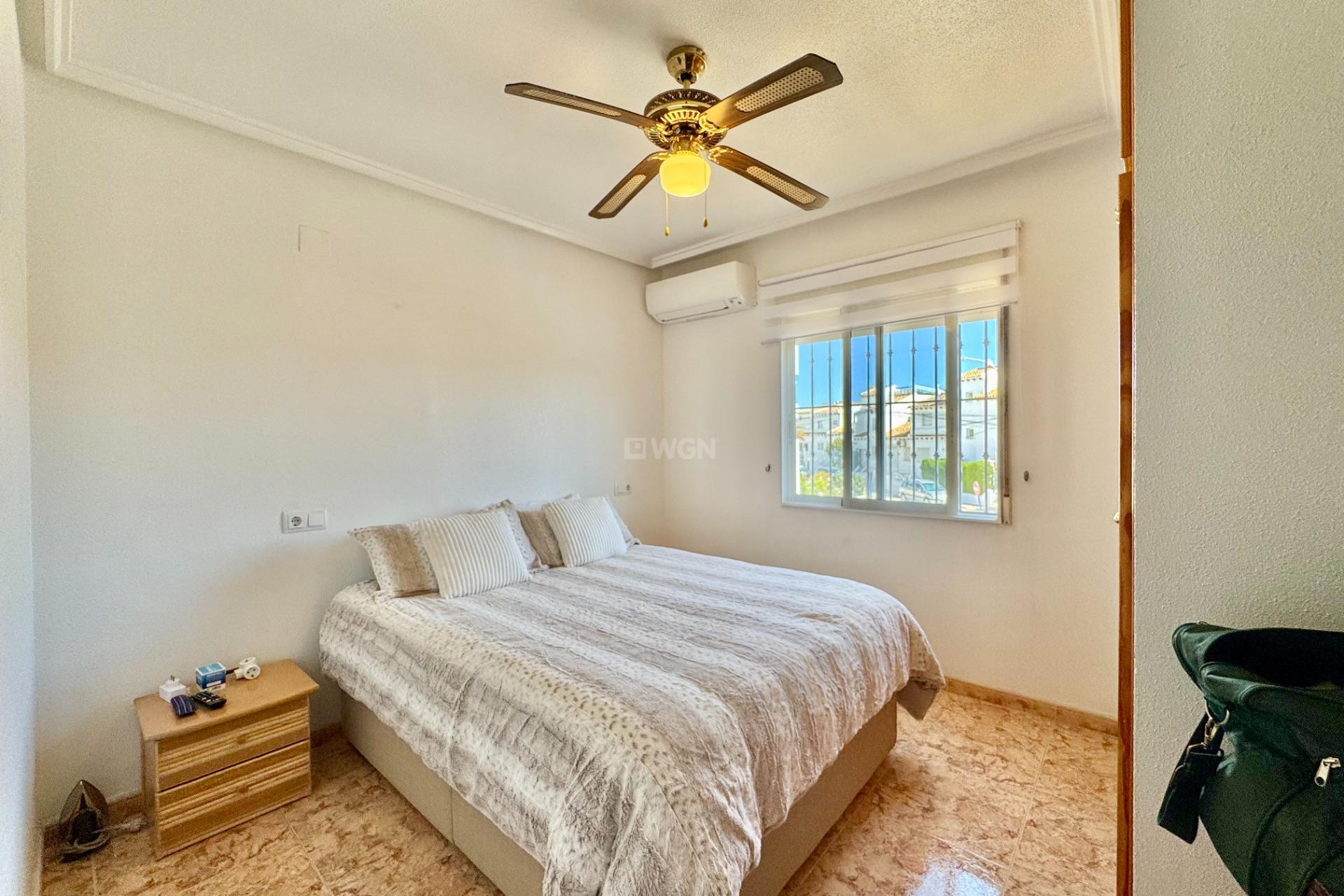 Odsprzedaż - Kamienica - Orihuela Costa - Las Filipinas