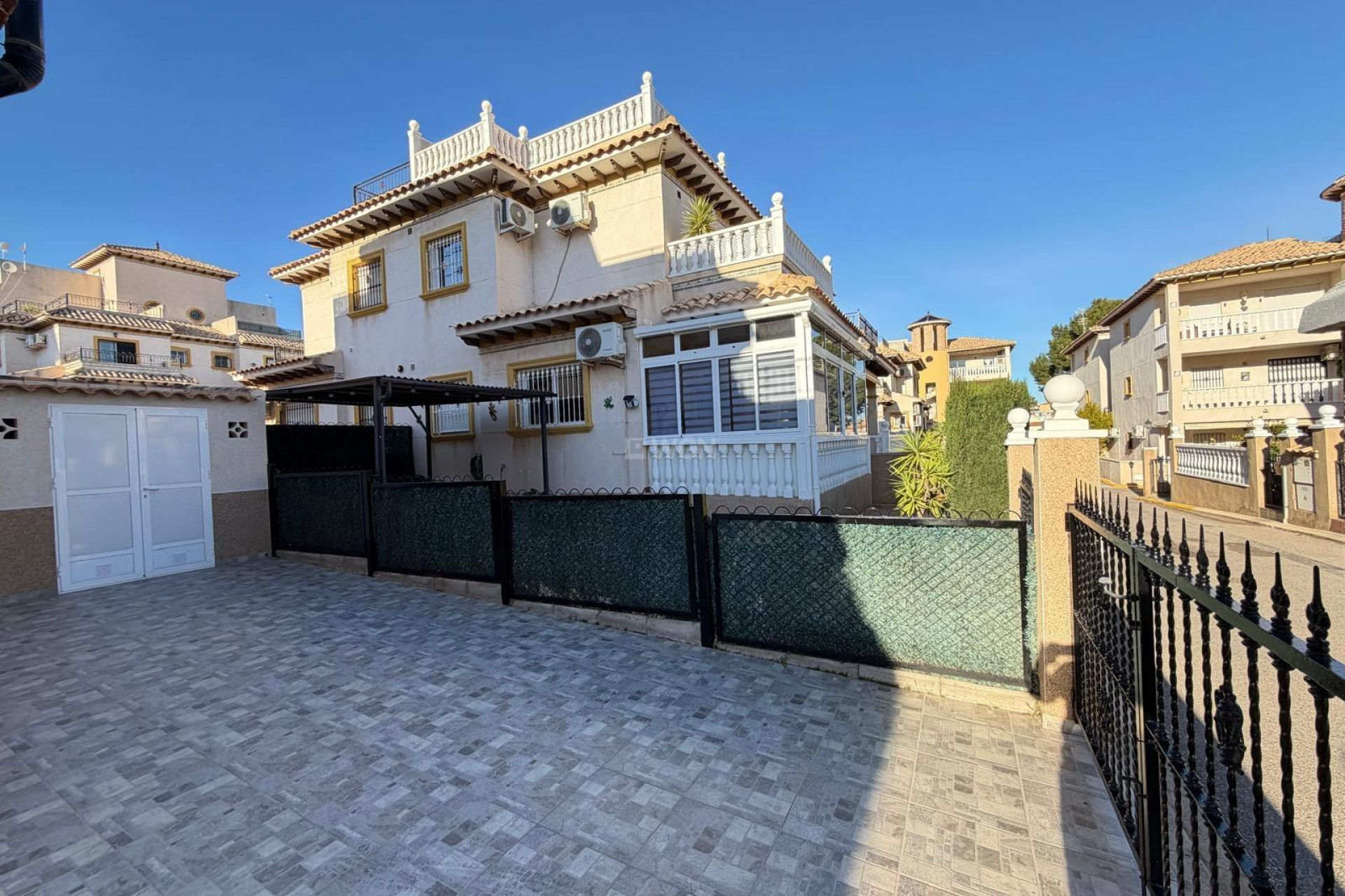 Odsprzedaż - Kamienica - Orihuela Costa - Las Filipinas