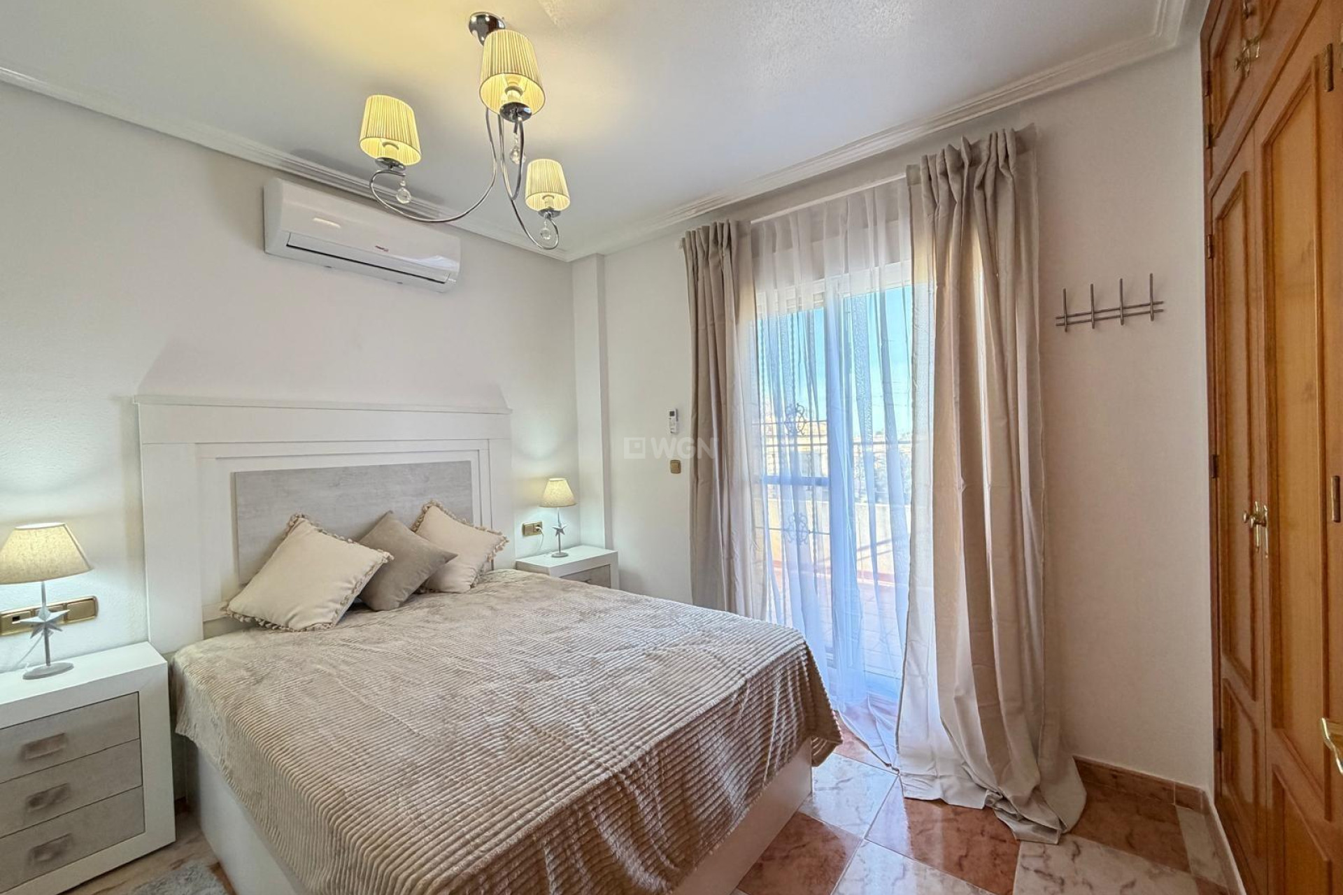 Odsprzedaż - Kamienica - Orihuela Costa - Las Filipinas