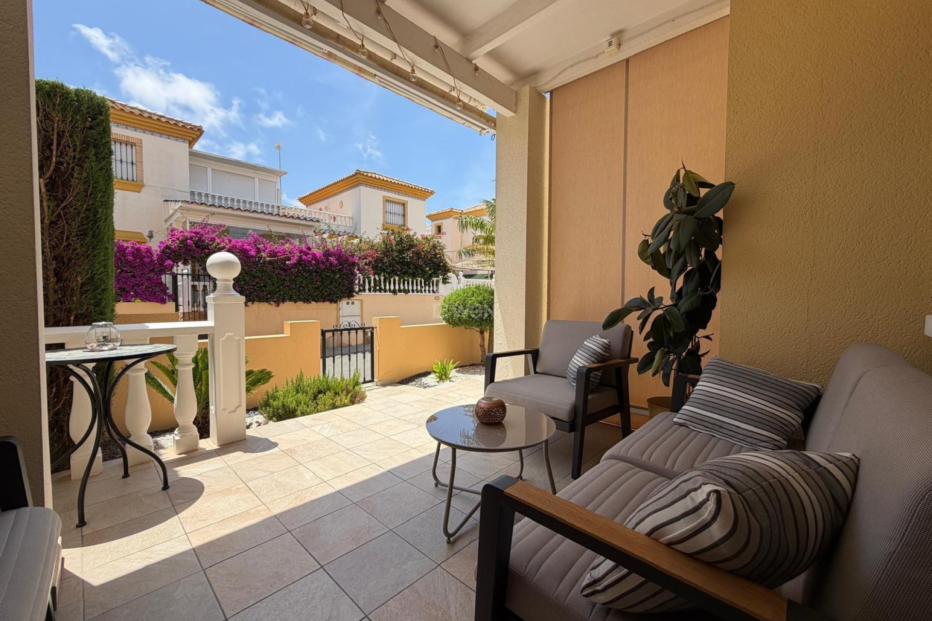 Odsprzedaż - Kamienica - Orihuela Costa - Los Dolses