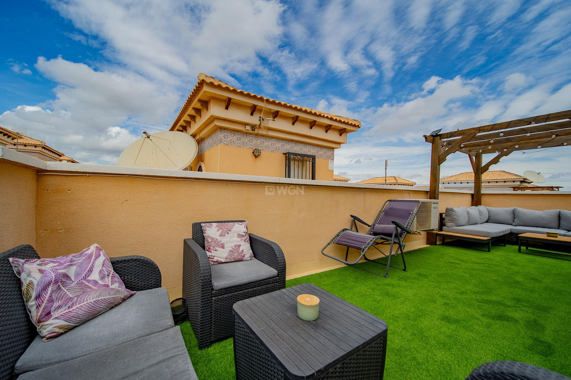 Odsprzedaż - Kamienica - Orihuela Costa - PAU 26