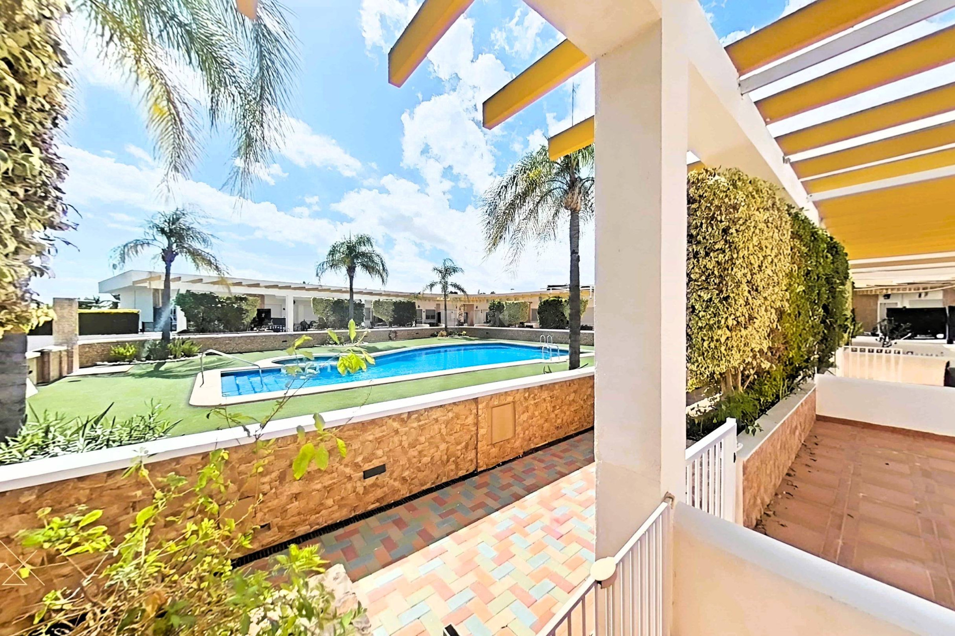 Odsprzedaż - Kamienica - Pilar de la Horadada - Mil Palmeras