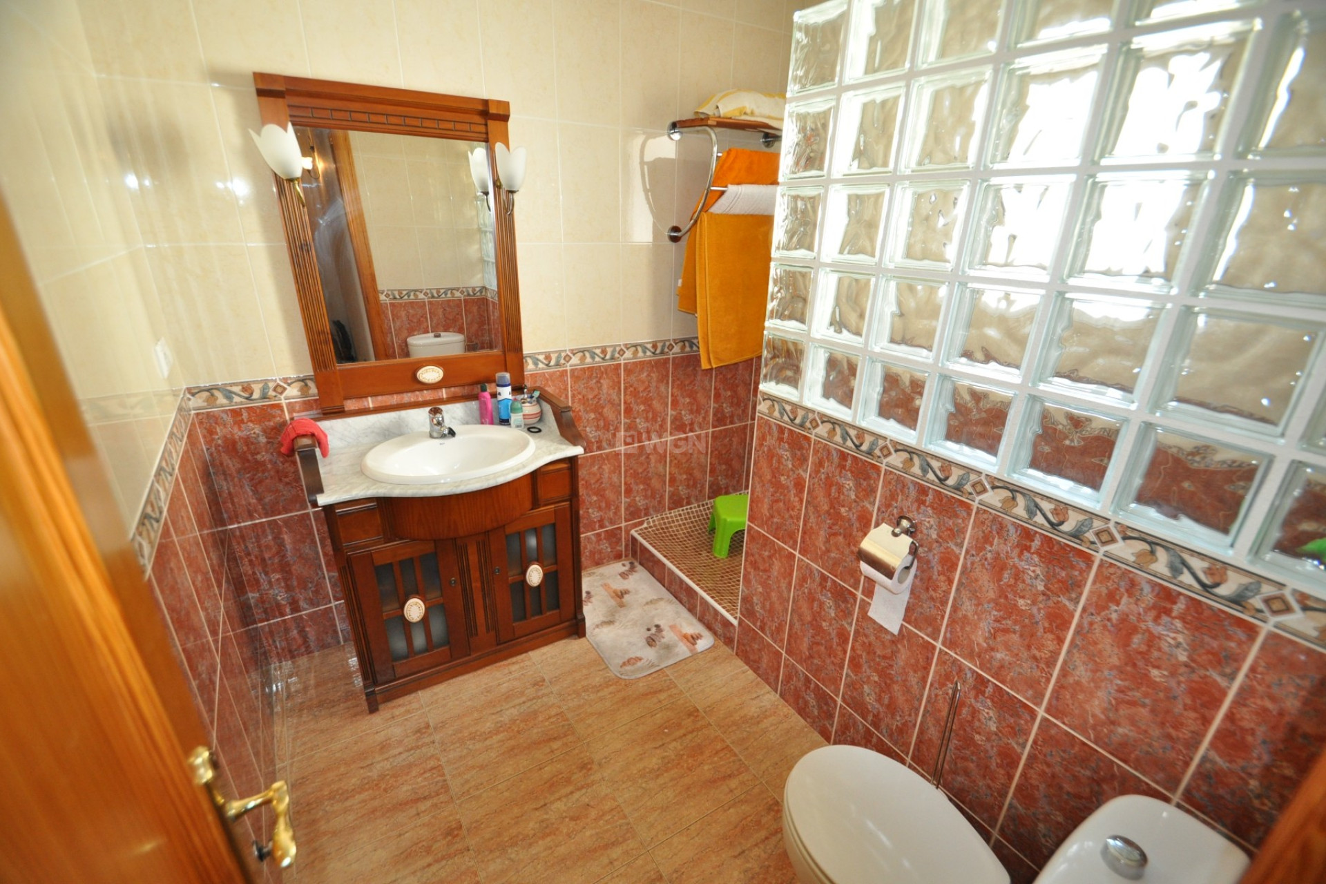 Odsprzedaż - Kamienica - Pinoso - Inland