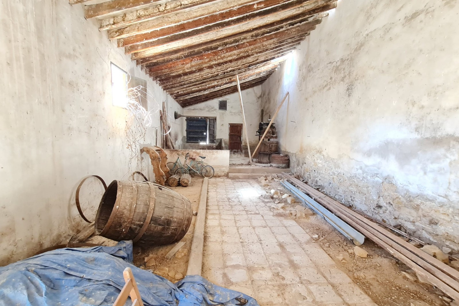 Odsprzedaż - Kamienica - Pinoso - Inland