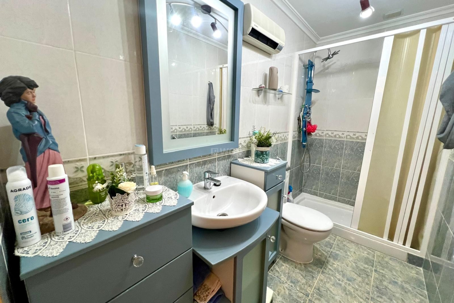 Odsprzedaż - Kamienica - Pinoso - Inland